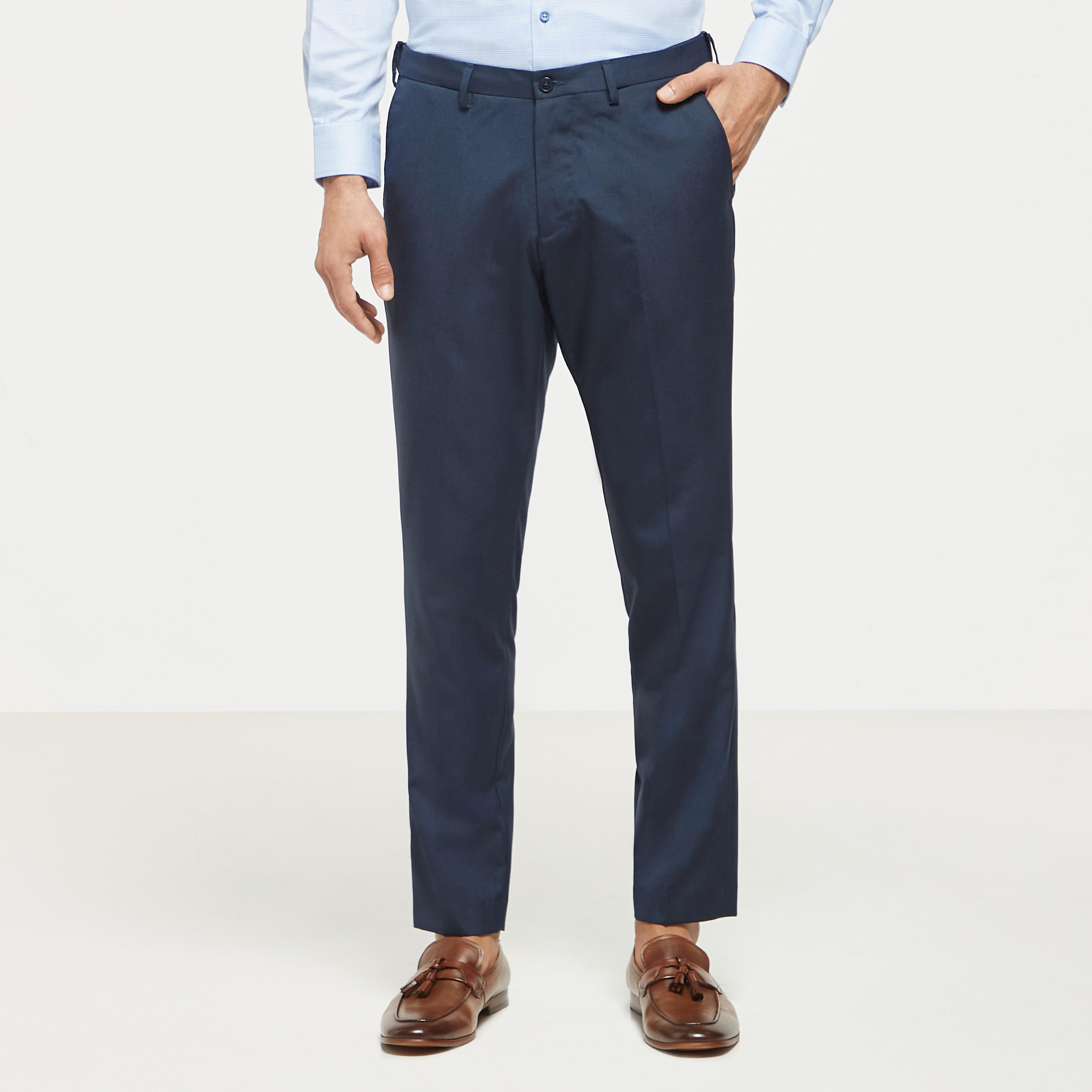 بنطلون سادة برباط إغلاق وجيوب-men-clothing-trousersandchinos-trousers-image-1