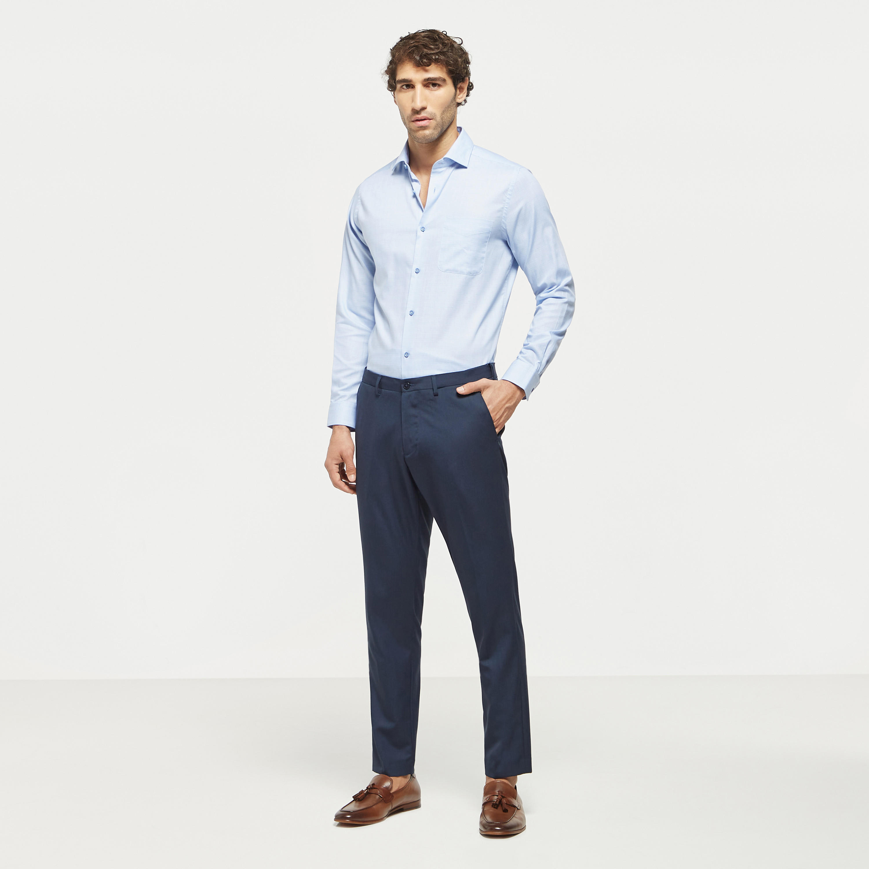 بنطلون سادة برباط إغلاق وجيوب-men-clothing-trousersandchinos-trousers-image-2