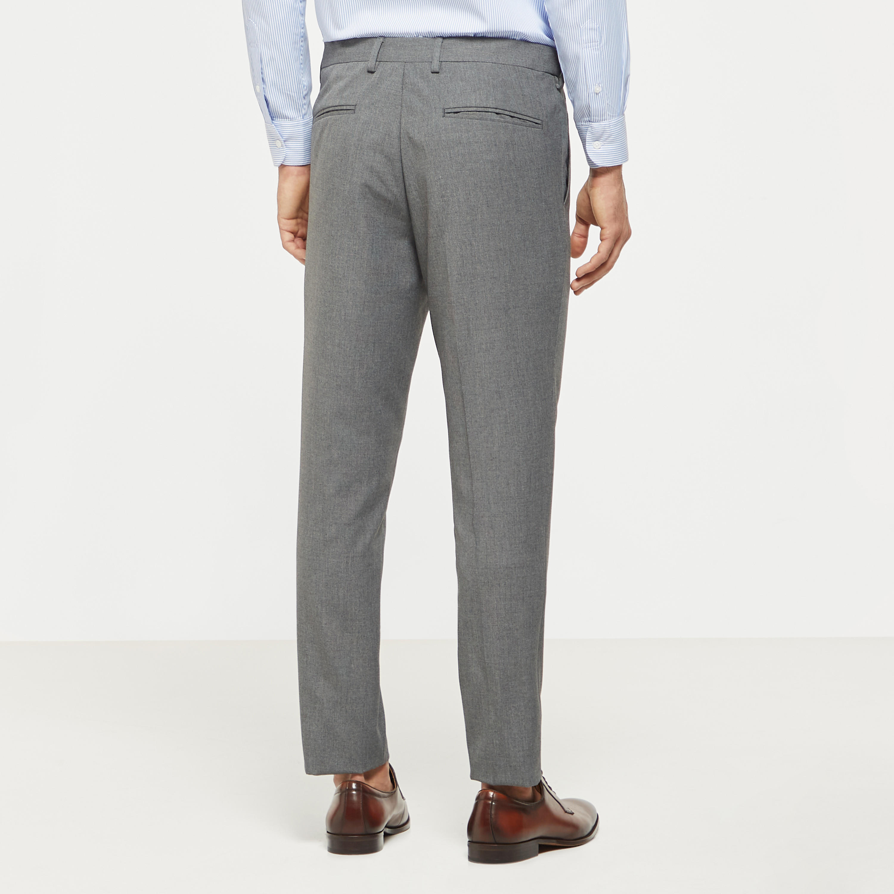 بنطلون سادة برباط إغلاق وجيوب-men-clothing-trousersandchinos-trousers-image-7