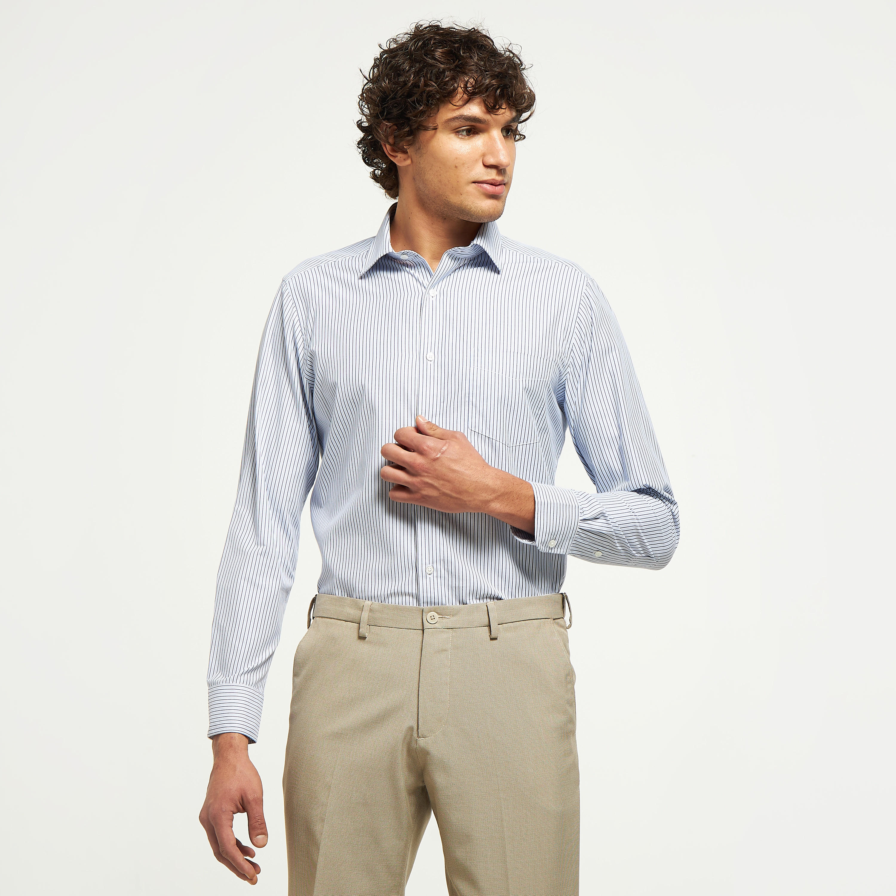 قميص رسمي سهل الكي مقلّم بأكمام طويلة وجيب-men-clothing-shirts-image-1