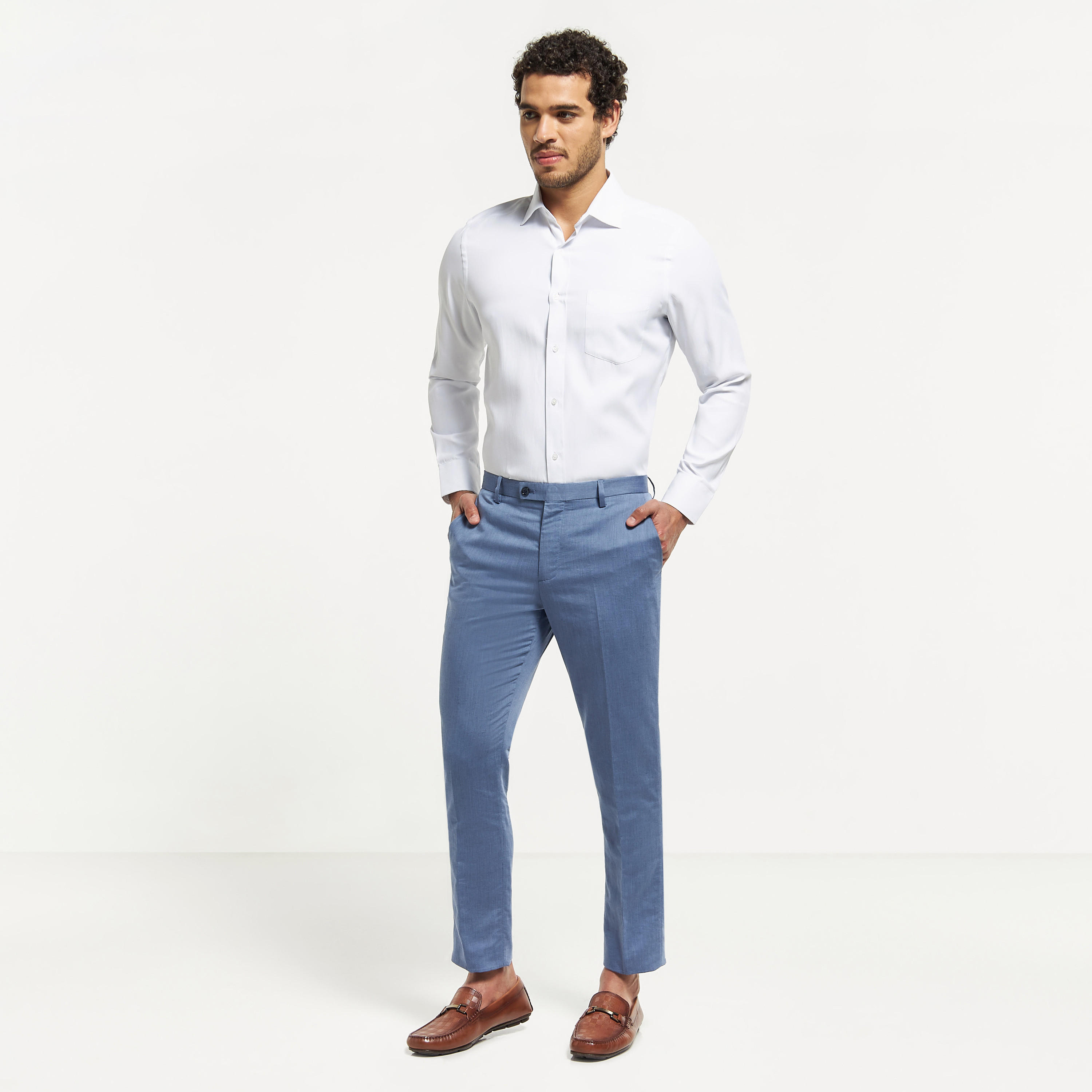 قميص سادة سهل الكي بأكمام طويلة وجيب على الصدر-men-clothing-shirts-image-2