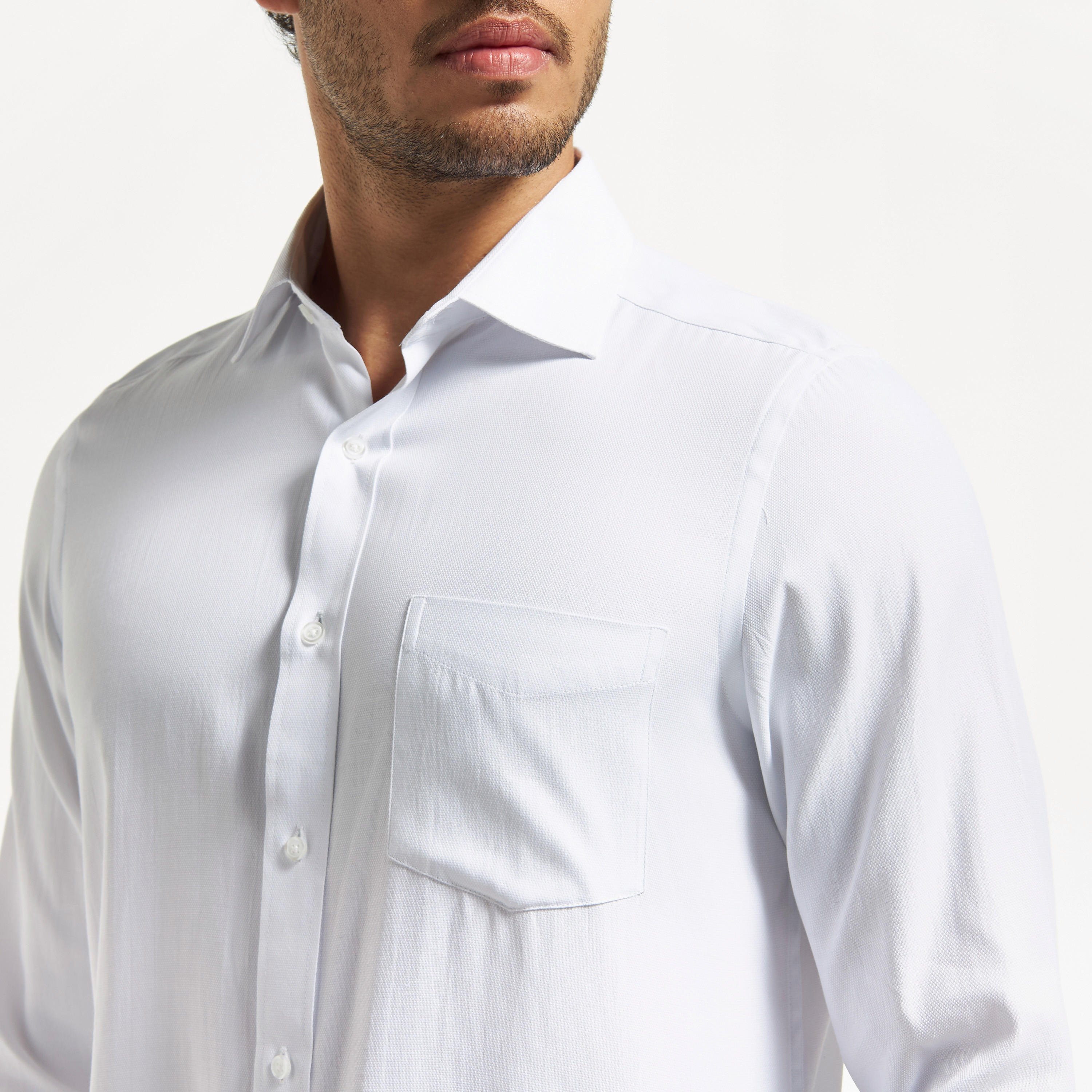قميص سادة سهل الكي بأكمام طويلة وجيب على الصدر-men-clothing-shirts-image-4