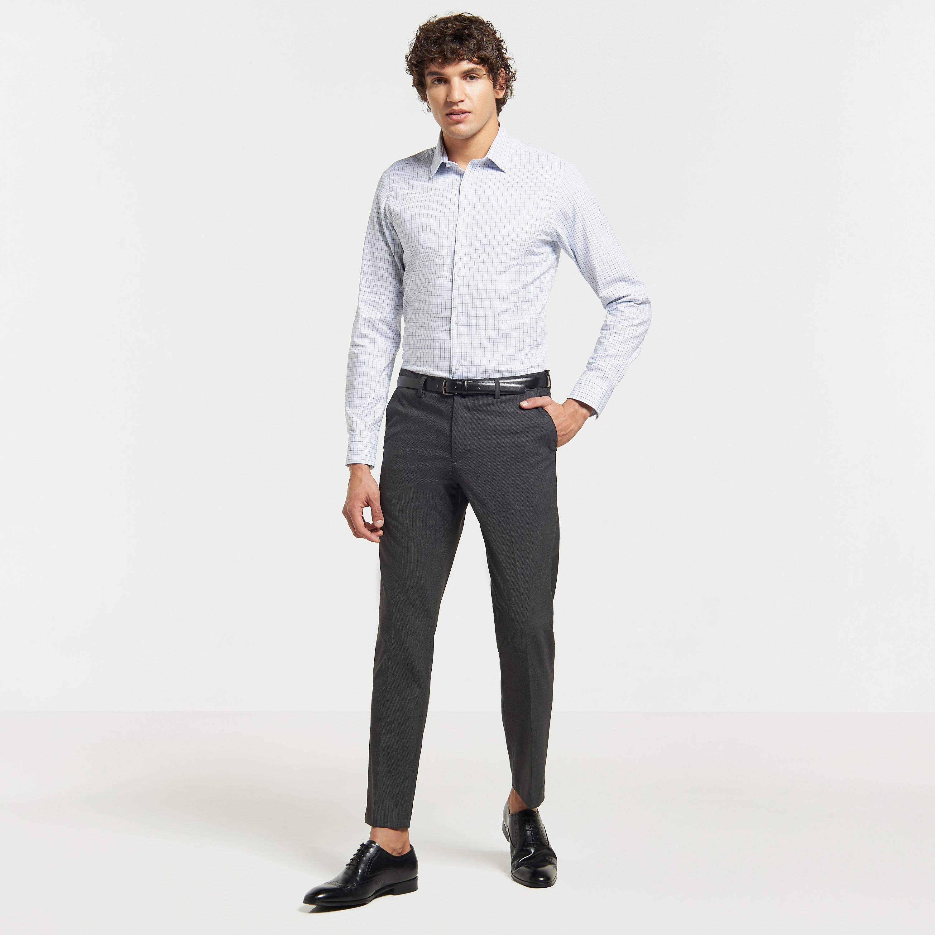 قميص كاروهات بأكمام طويلة وياقة عادية-men-clothing-shirts-image-3