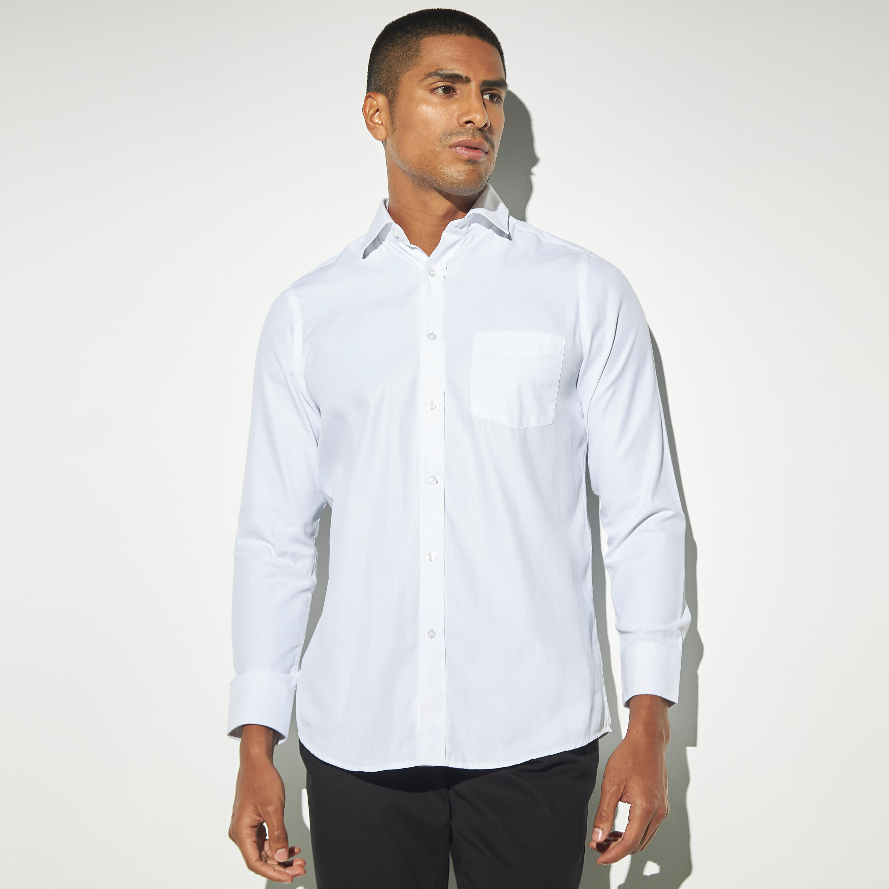 قميص رسمي سادة سهل الكي بجيب-men-clothing-shirts-image-1