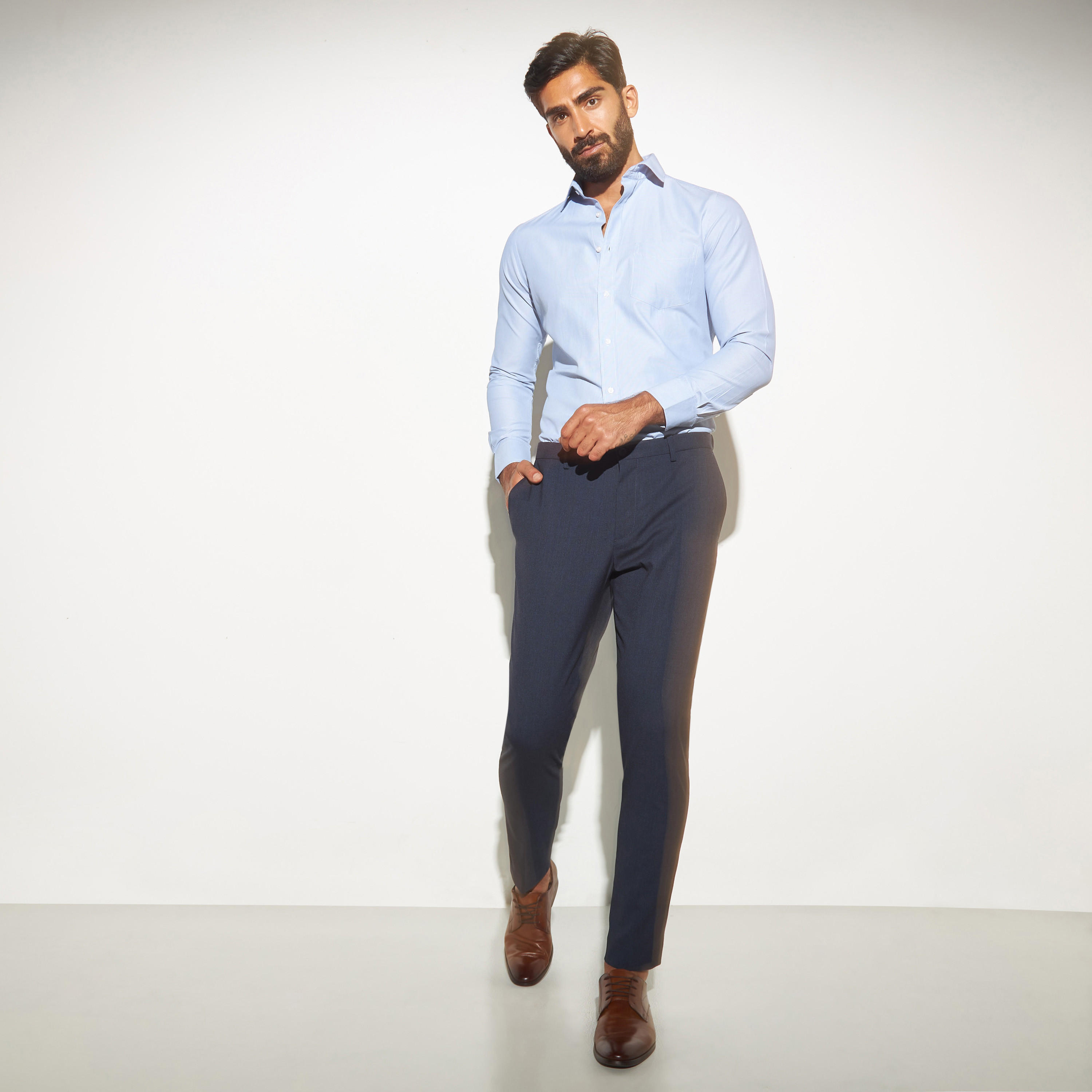 قميص رسمي كاروهات سهل الكي بجيب-men-clothing-shirts-image-2