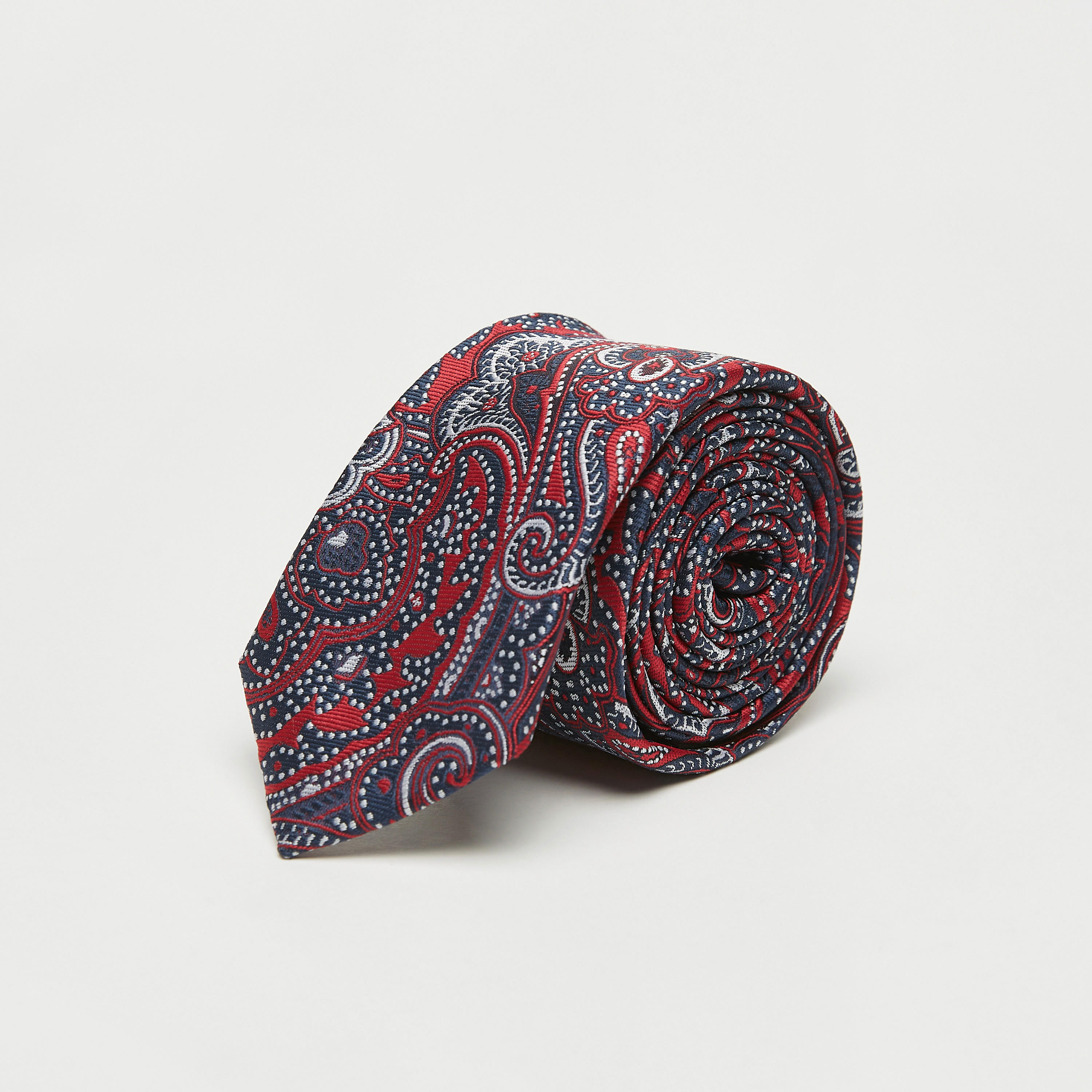 ربطة عنق بطبعات وحلقة تثبيت-men-tiesandcufflinks-pocketsquares-image-2
