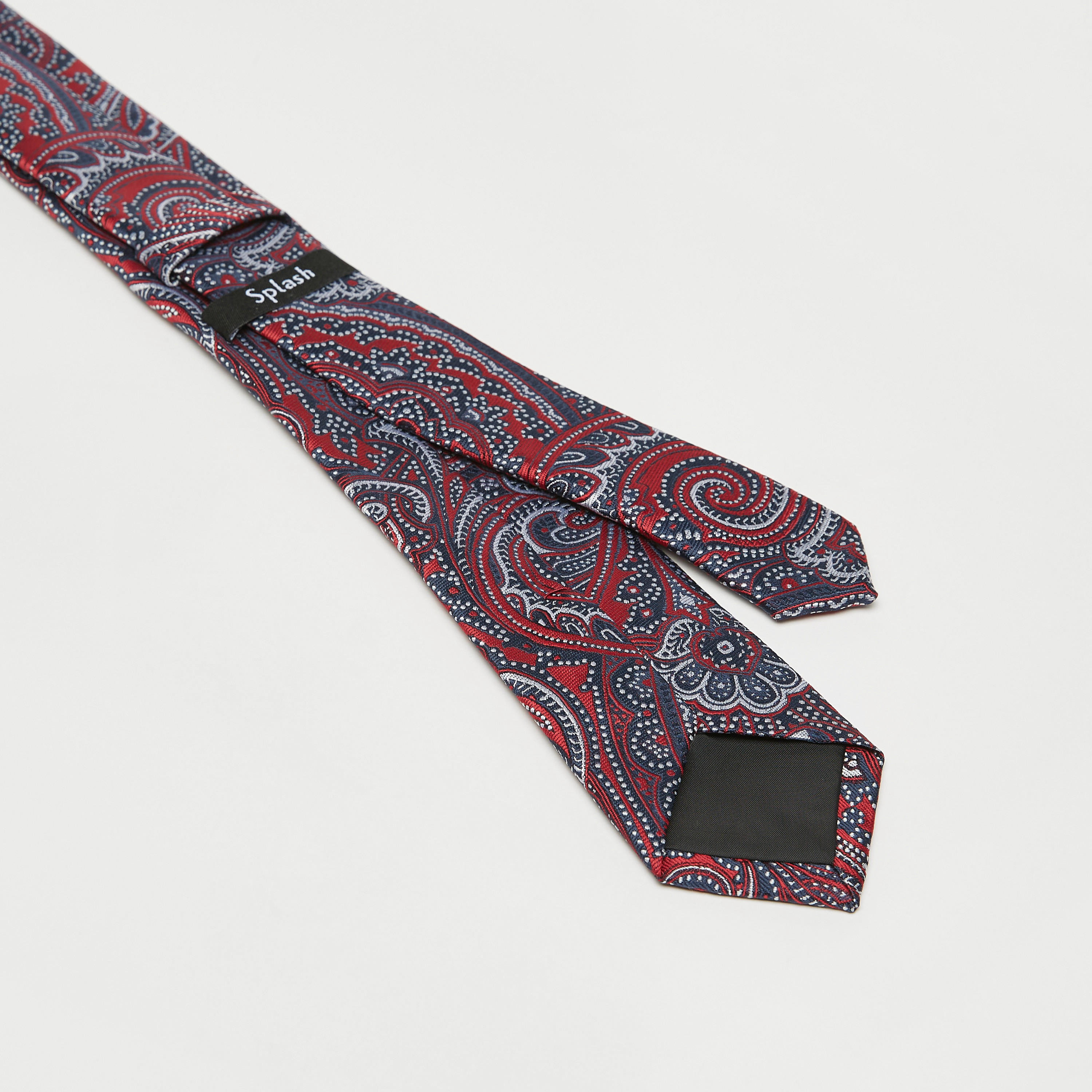 ربطة عنق بطبعات وحلقة تثبيت-men-tiesandcufflinks-pocketsquares-image-1