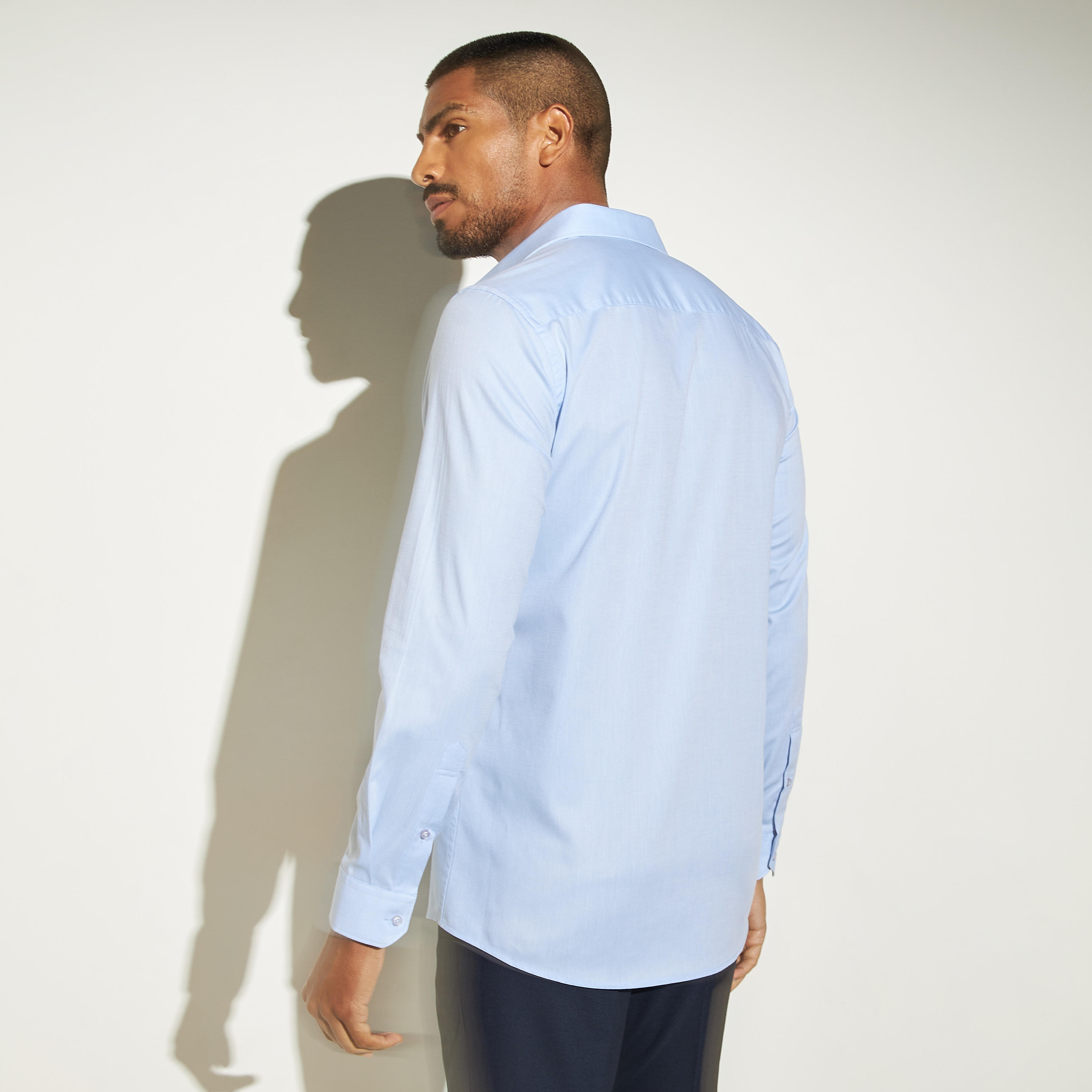 قميص سادة بأكمام طويلة-men-clothing-shirts-image-3