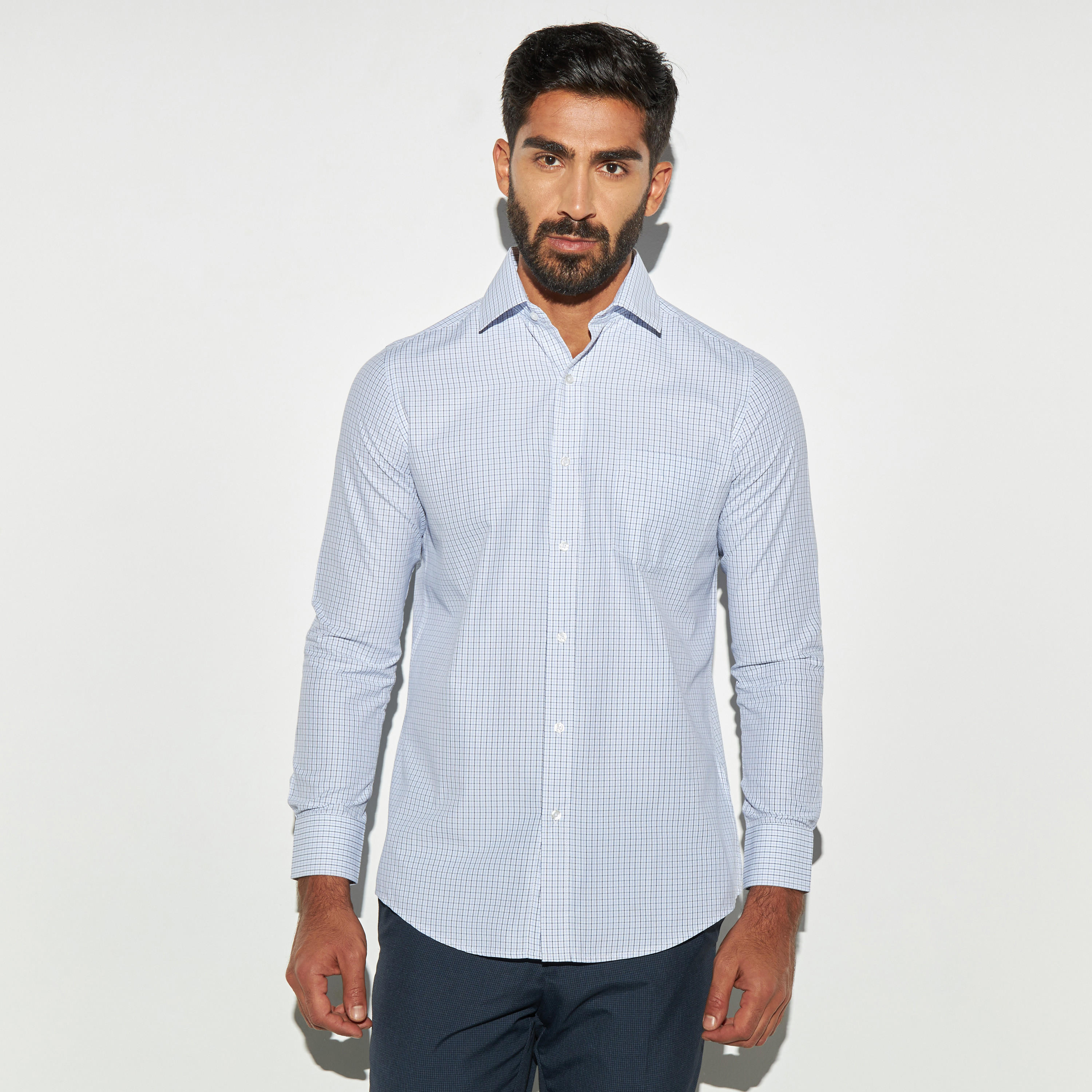 قميص سهل الكي كاروهات بجيب وأكمام طويلة-men-clothing-shirts-image-1