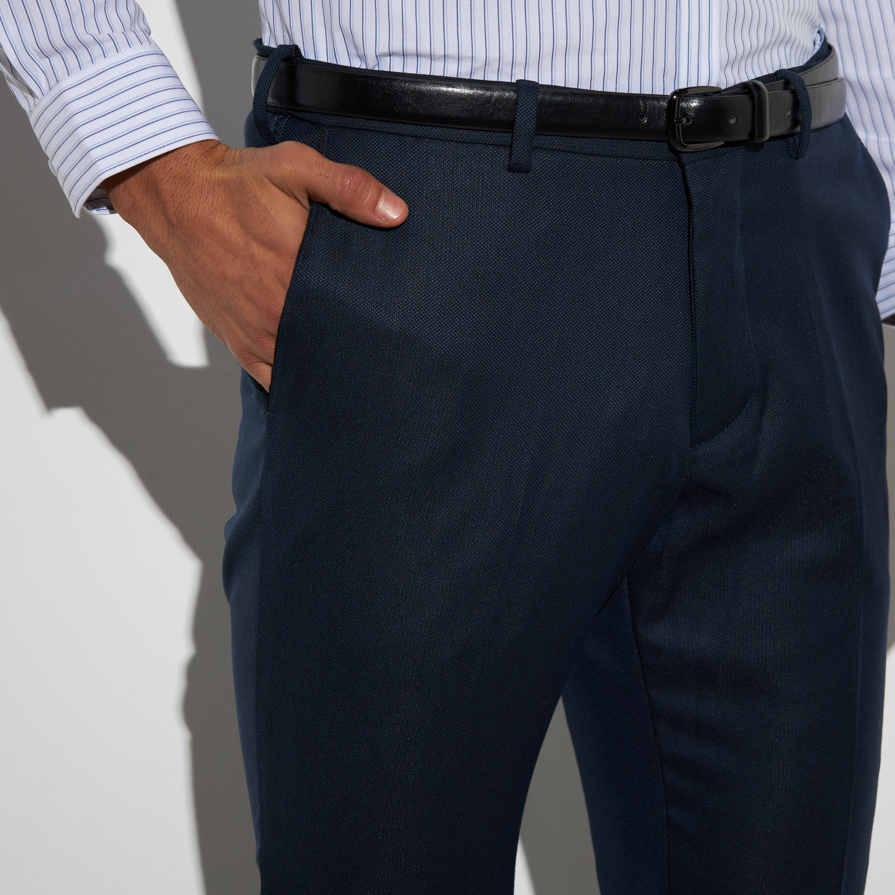 بنطلون رسمي سادة بجيوب وحزام-men-clothing-bottoms-trousersandchinos-trousers-image-1