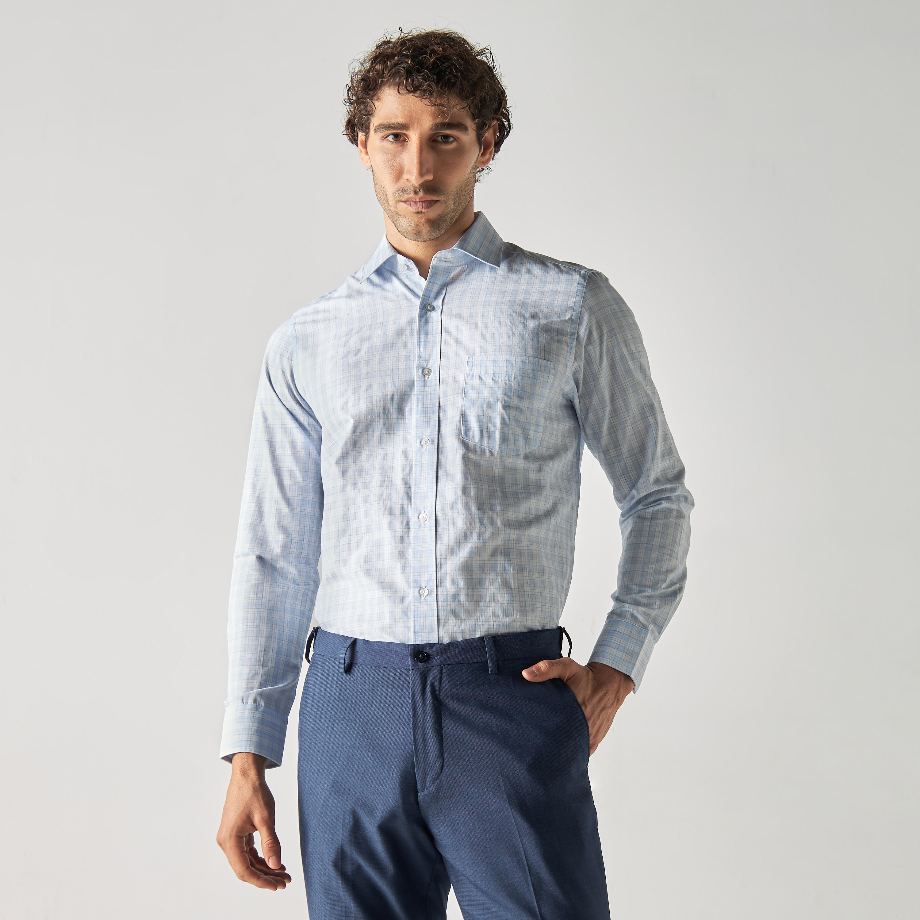 قميص سهل الكي كاروهات بجيب وأكمام طويلة-men-clothing-shirts-image-1