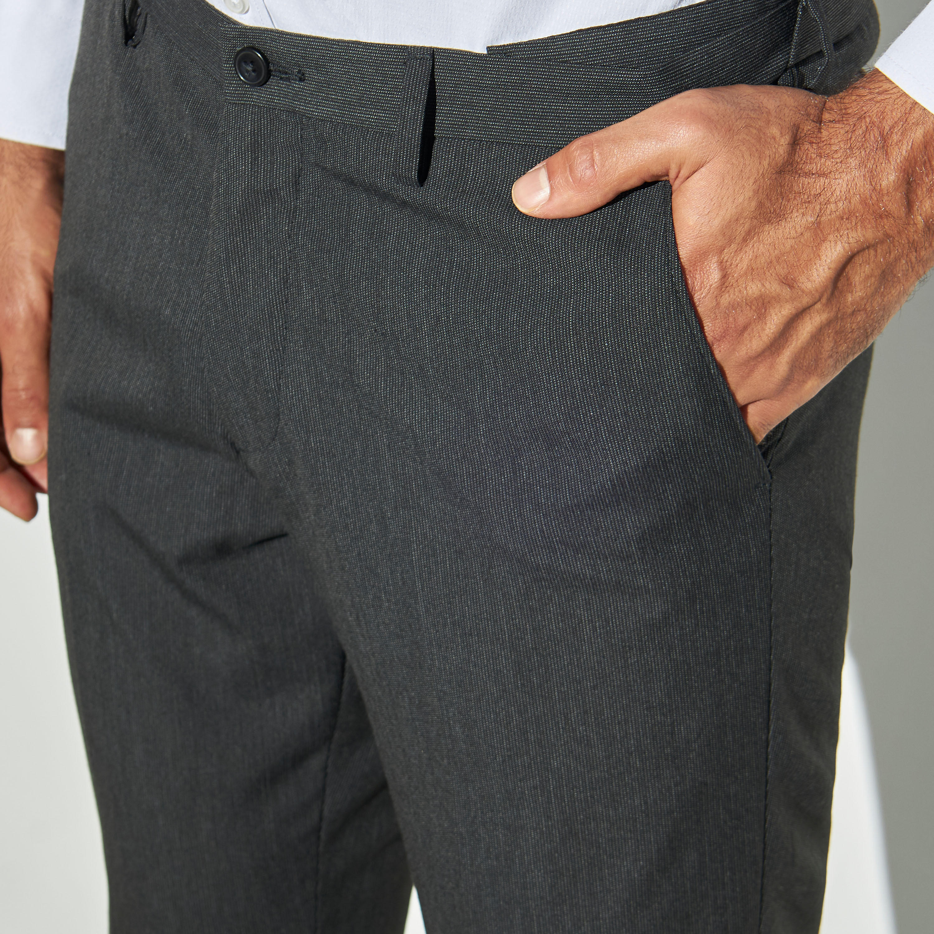 بنطلون طويل بارز الملمس بقصة مريحة وزر إغلاق-men-clothing-bottoms-trousersandchinos-trousers-image-1
