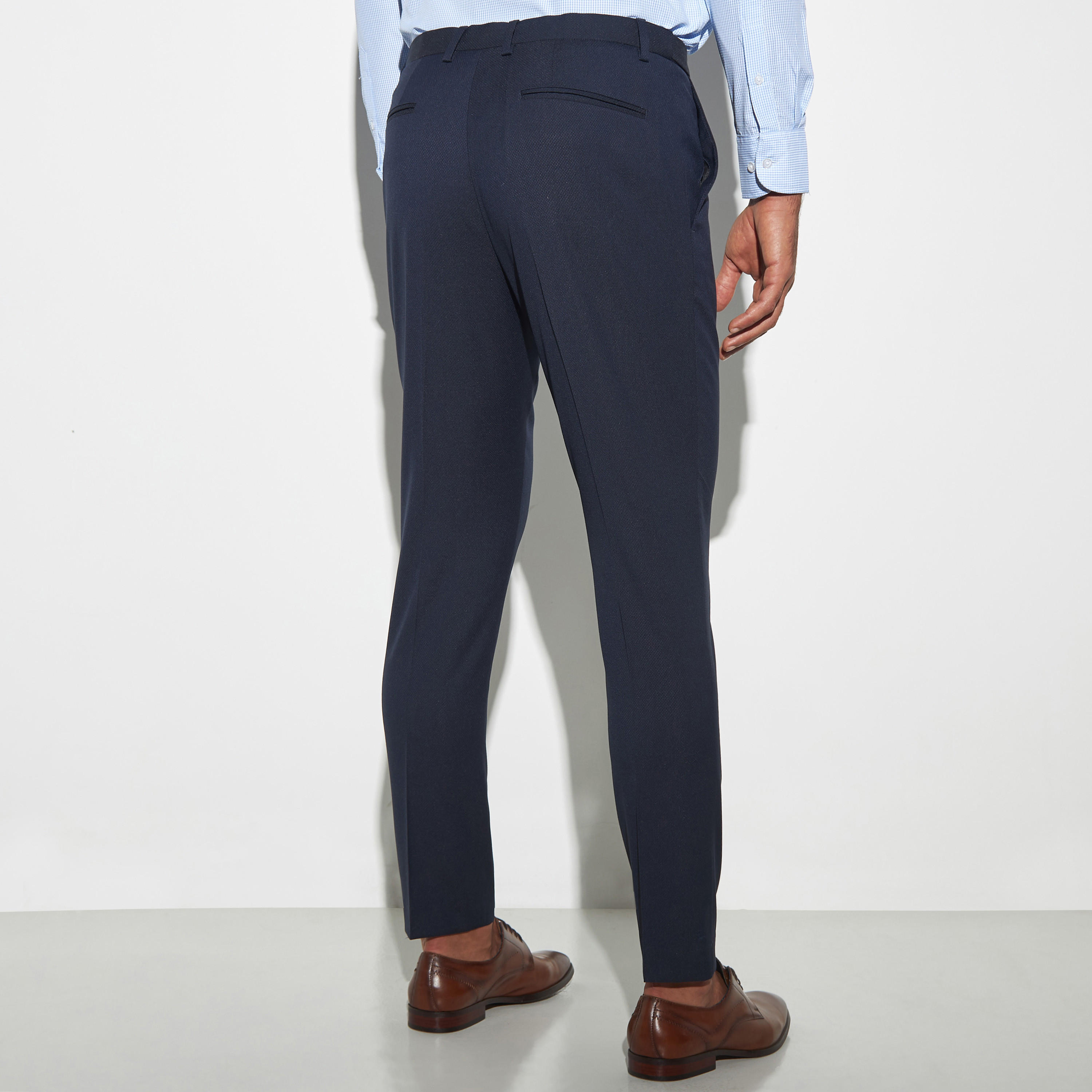 بنطلون رسمي بارز الملمس بقصة عادية وجيوب-men-clothing-bottoms-trousersandchinos-trousers-image-3