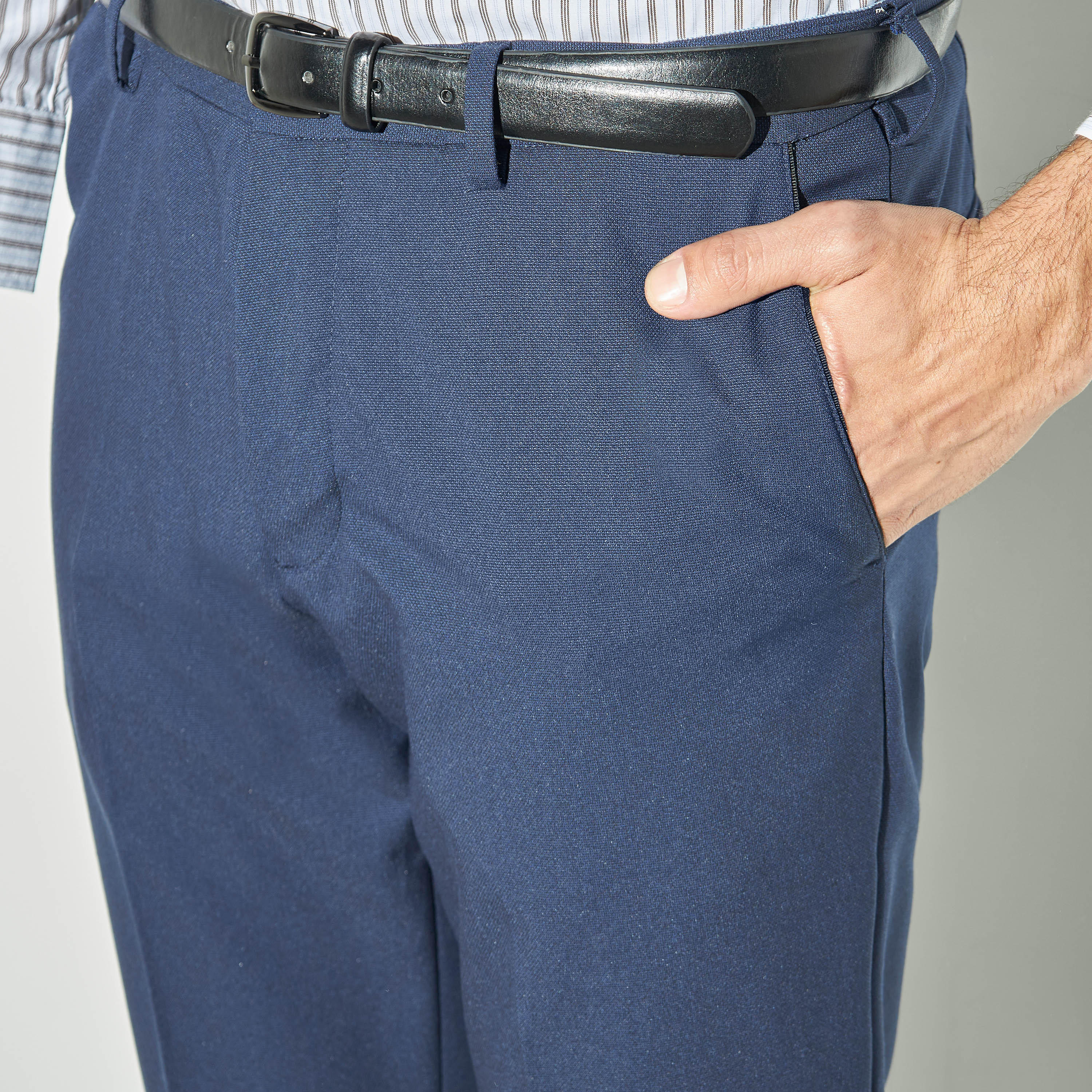 بنطلون رسمي سادة بجيوب وحزام-men-clothing-bottoms-trousersandchinos-trousers-image-5