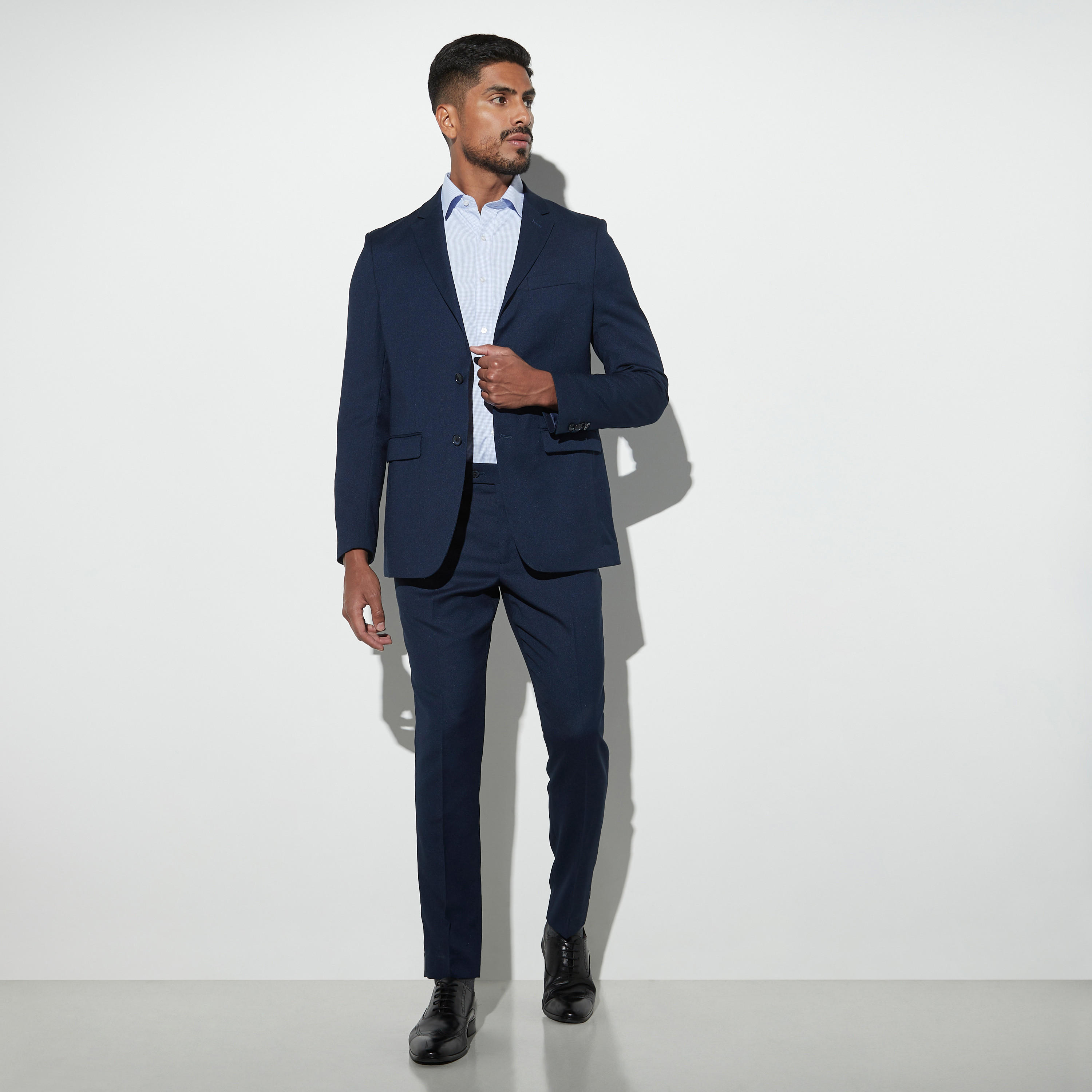 بليزر دوبي بارز الملمس بياقة مطوية وجيوب بطية-men-winterwear-jacketsandblazers-image-2