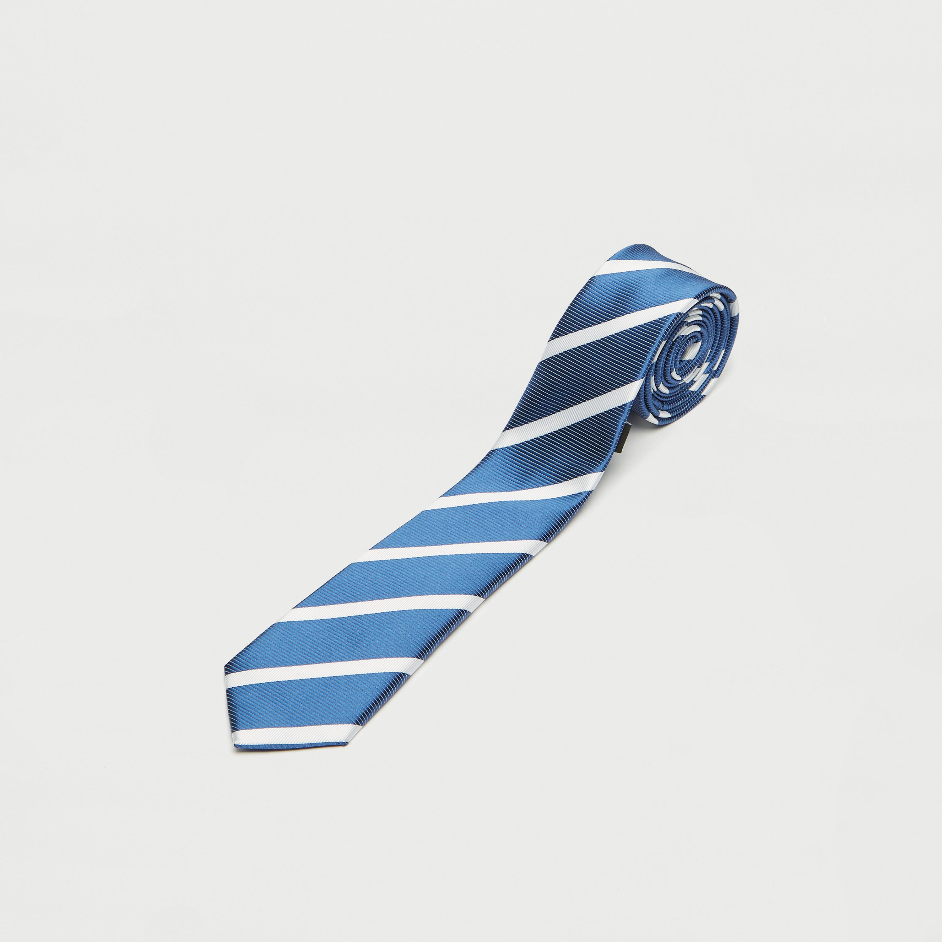 ربطة عنق رسميّة بارزة الملمس ومخططة مع حلقة تثبيت-men-tiesandcufflinks-pocketsquares-image-3