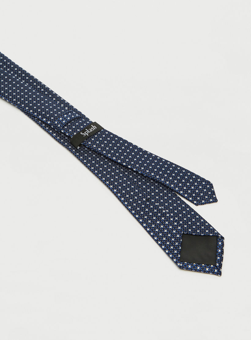 ربطة عنق رسميّة بارزة الملمس مع حلقة تثبيت-men-tiesandcufflinks-pocketsquares-image-1