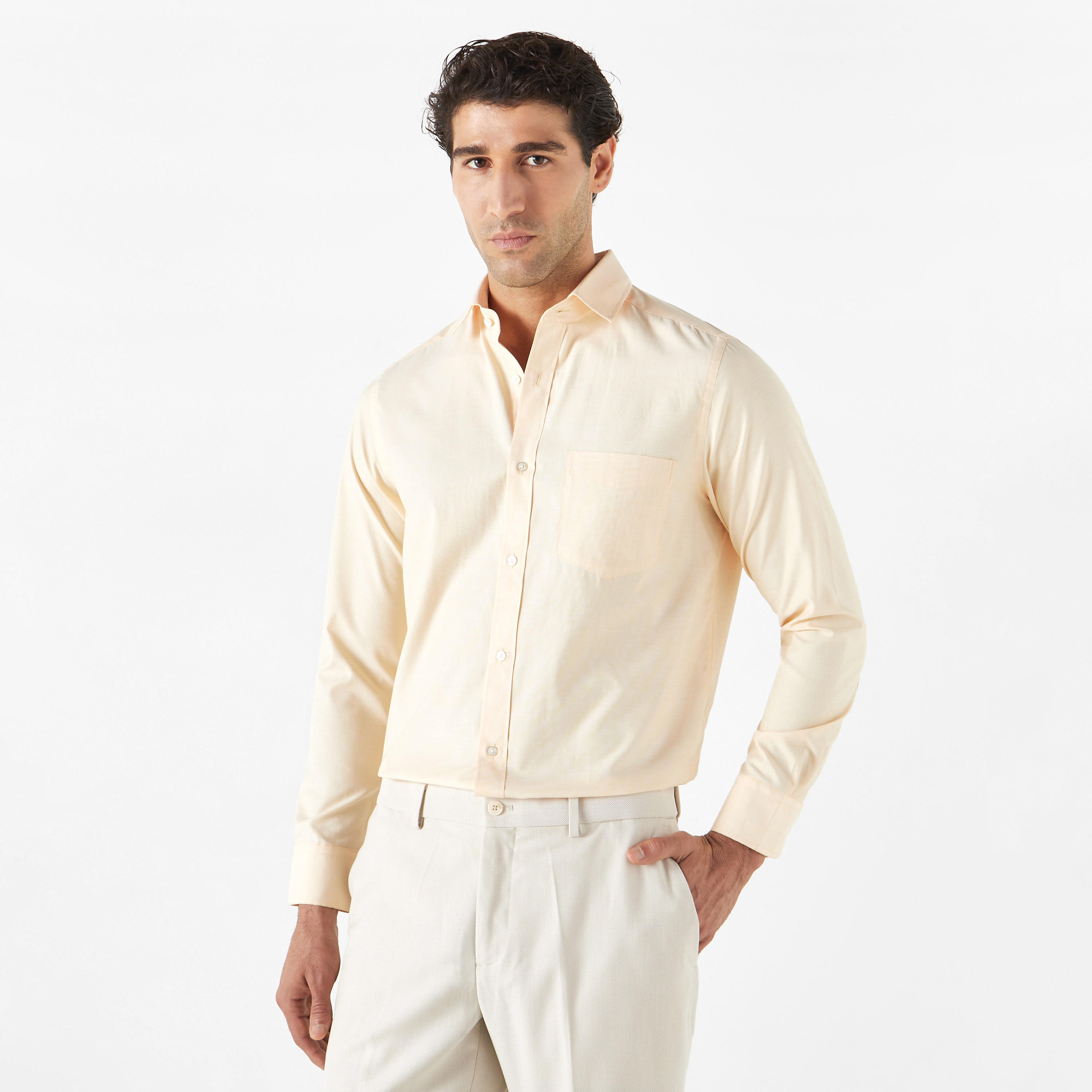 قميص بارز الملمس بقصّة عادية وأكمام طويلة وياقة عادية-men-clothing-shirts-image-1