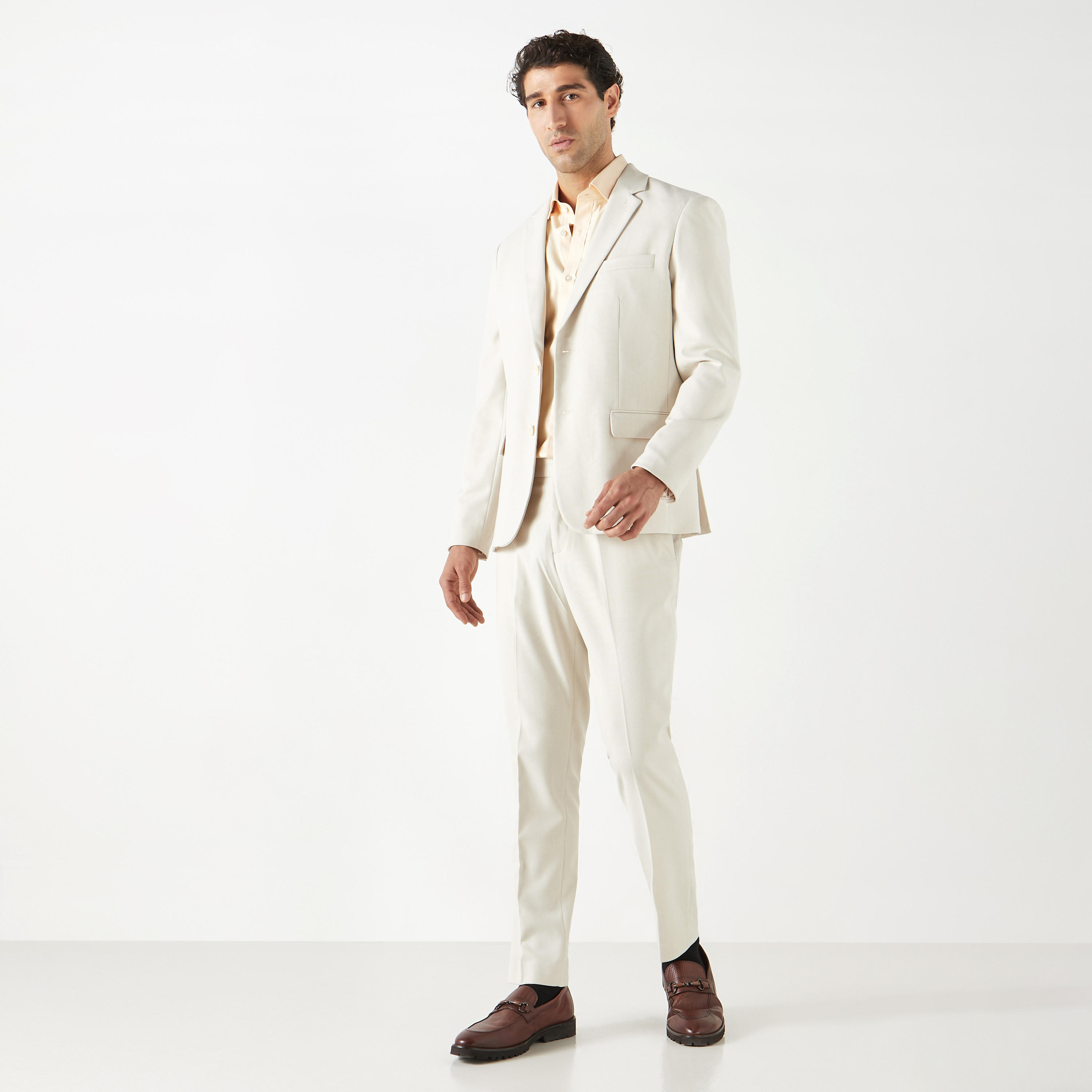 قميص بارز الملمس بقصّة عادية وأكمام طويلة وياقة عادية-men-clothing-shirts-image-2