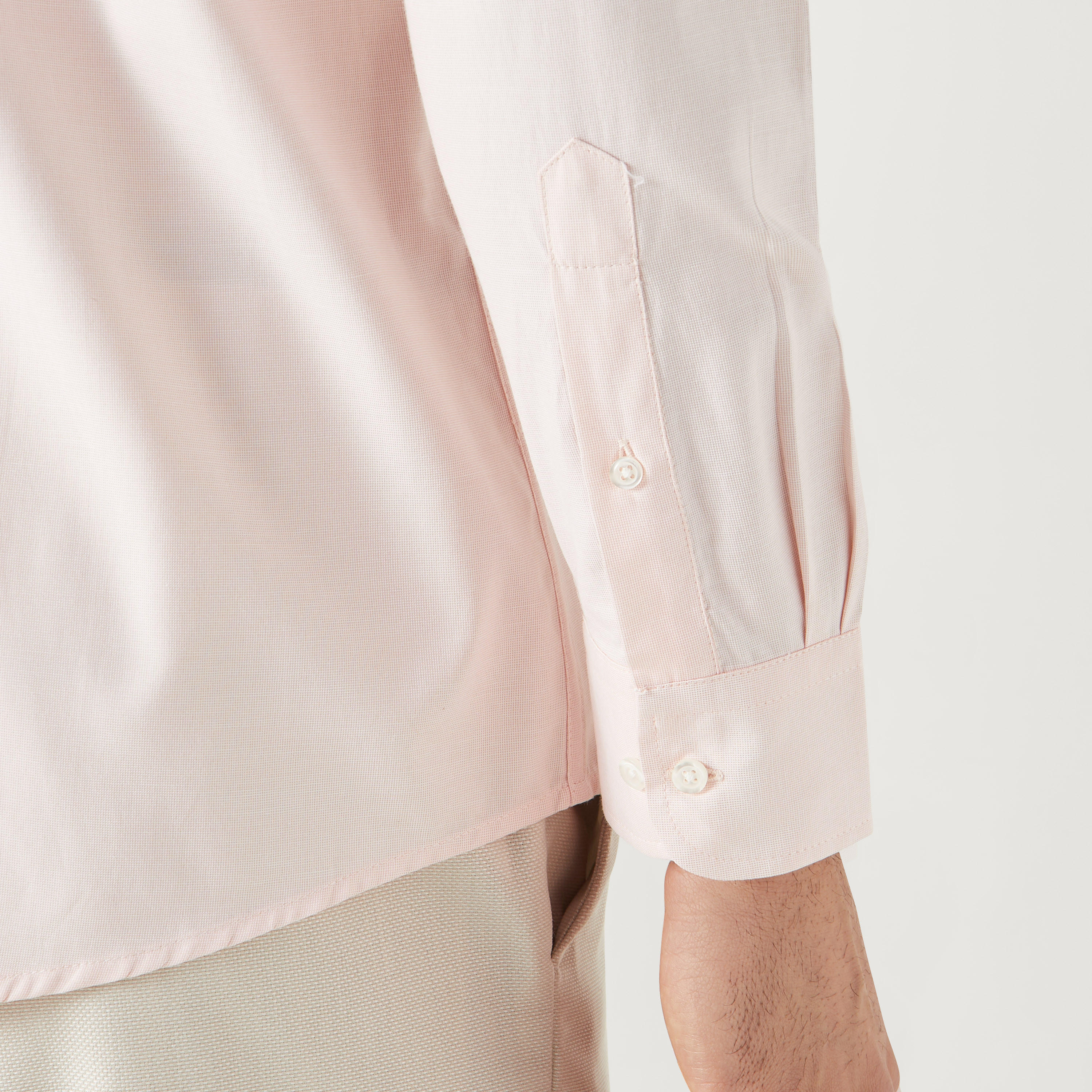 قميص بارز الملمس بقصّة عادية وأكمام طويلة وياقة عادية-men-clothing-shirts-image-10