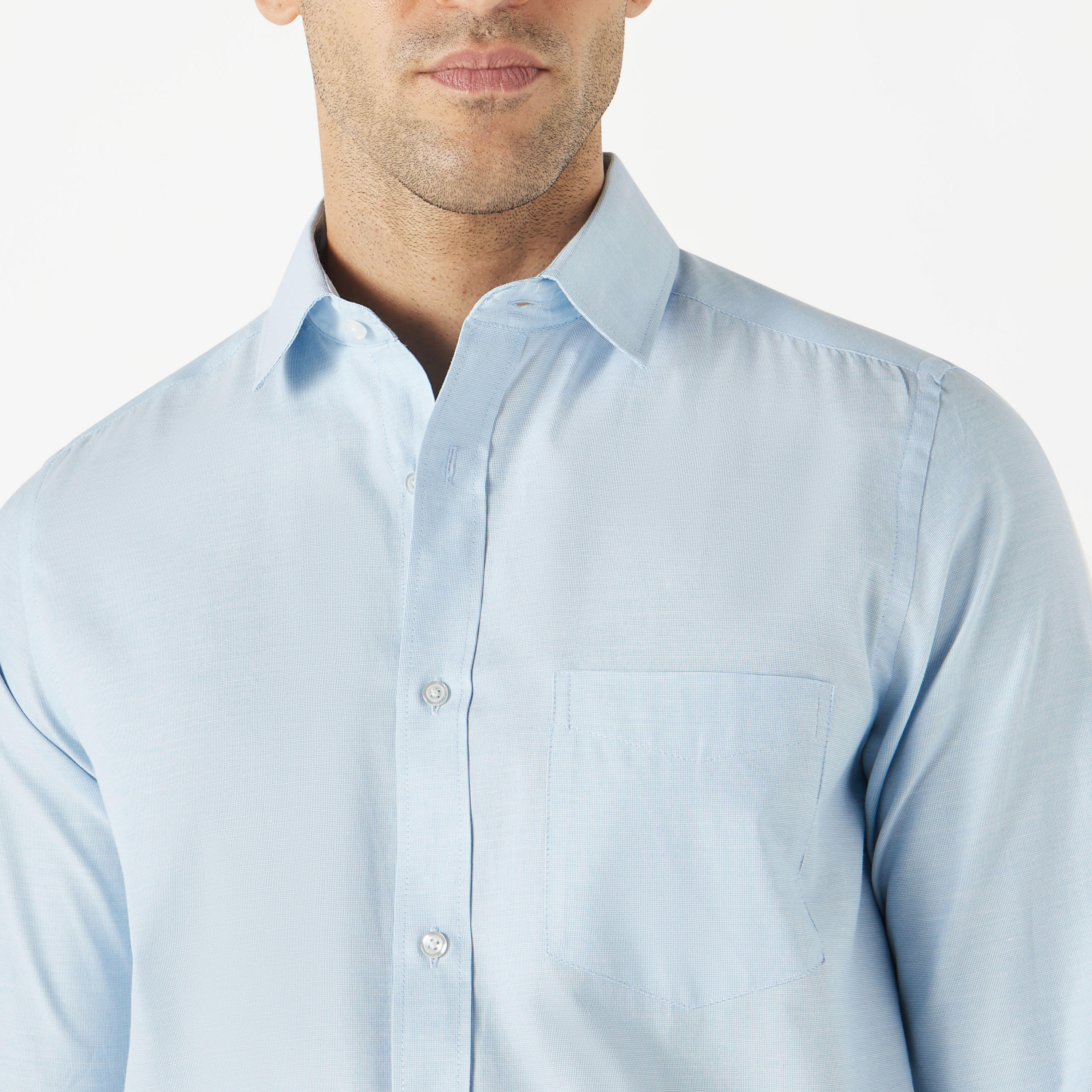 قميص بارز الملمس بقصّة عادية وأكمام طويلة وياقة عادية-men-clothing-shirts-image-19