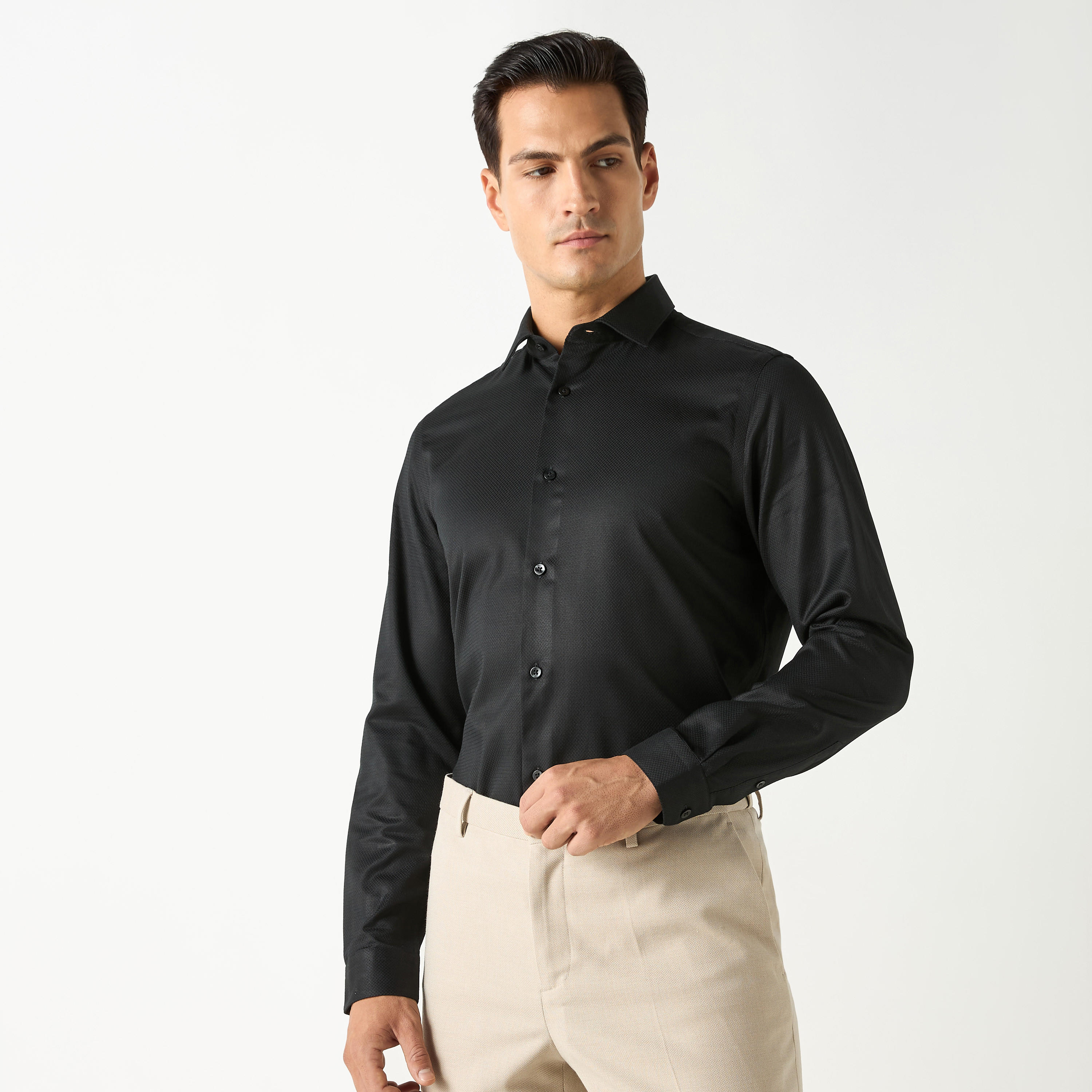 قميص رسمي بارز الملمس بأكمام طويلة-men-clothing-shirts-image-6