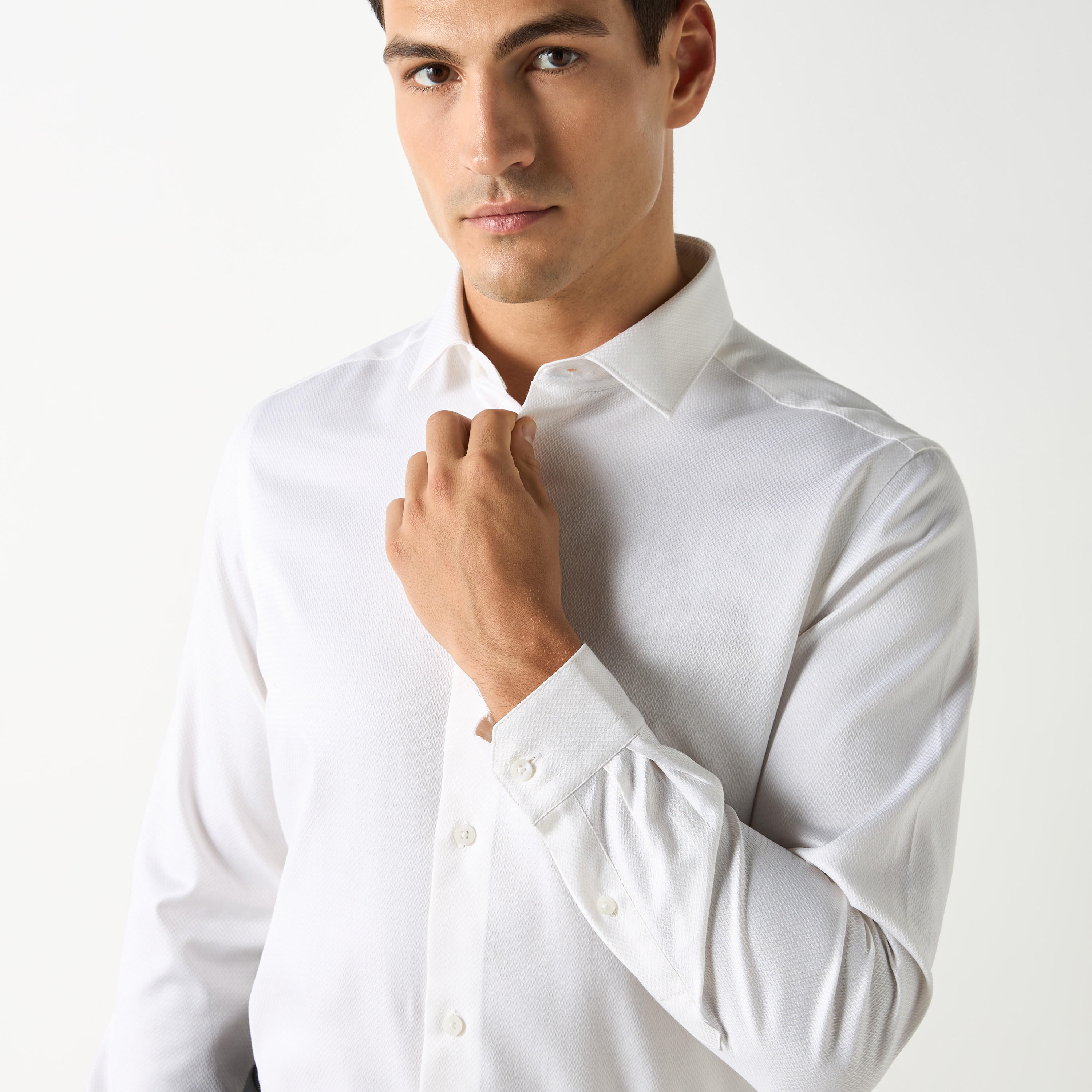 قميص رسمي بارز الملمس بأكمام طويلة-men-clothing-shirts-image-14