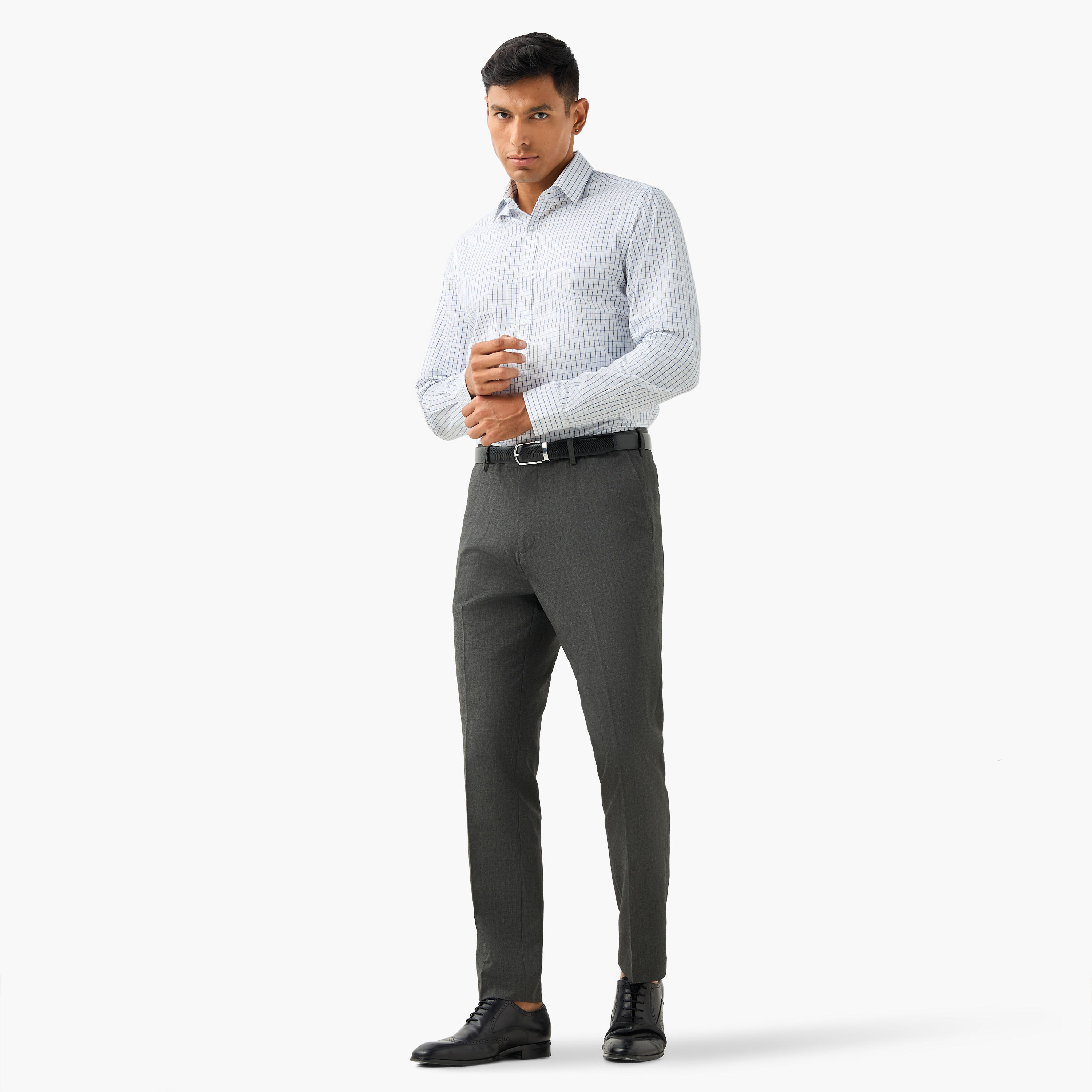 قميص بقصّة عادية وأكمام طويلة وطبعات مربعات-men-clothing-shirts-image-2