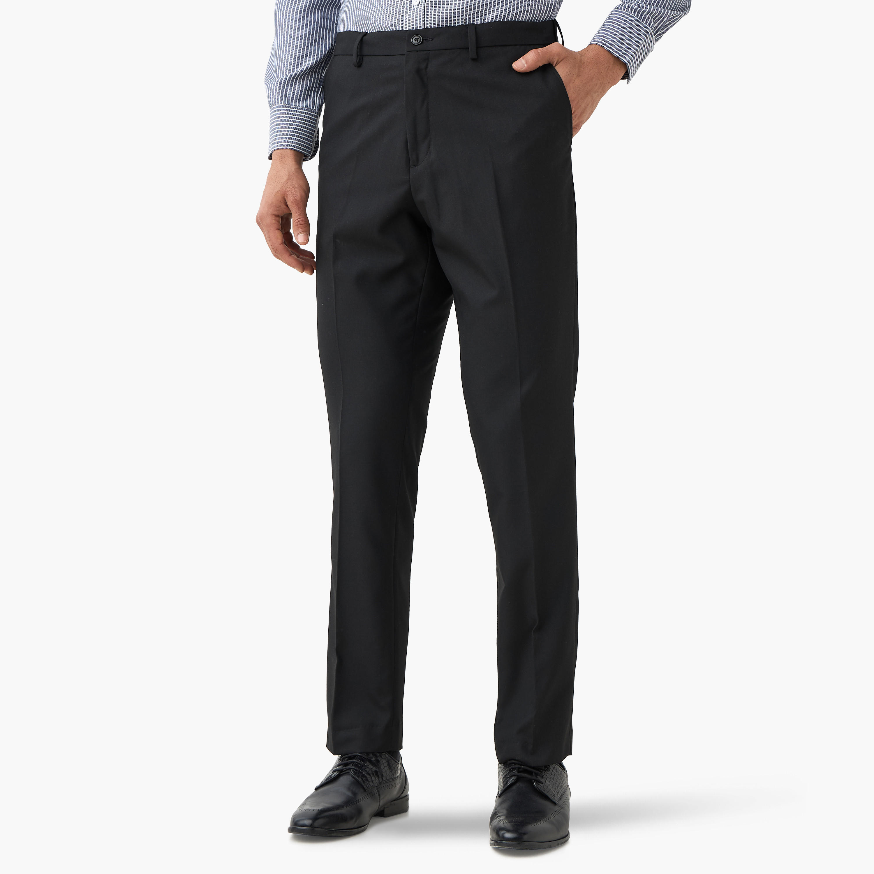 بنطلون بارز الملمس بقصة عادية وزر إغلاق وجيوب-men-clothing-bottoms-trousersandchinos-trousers-image-1