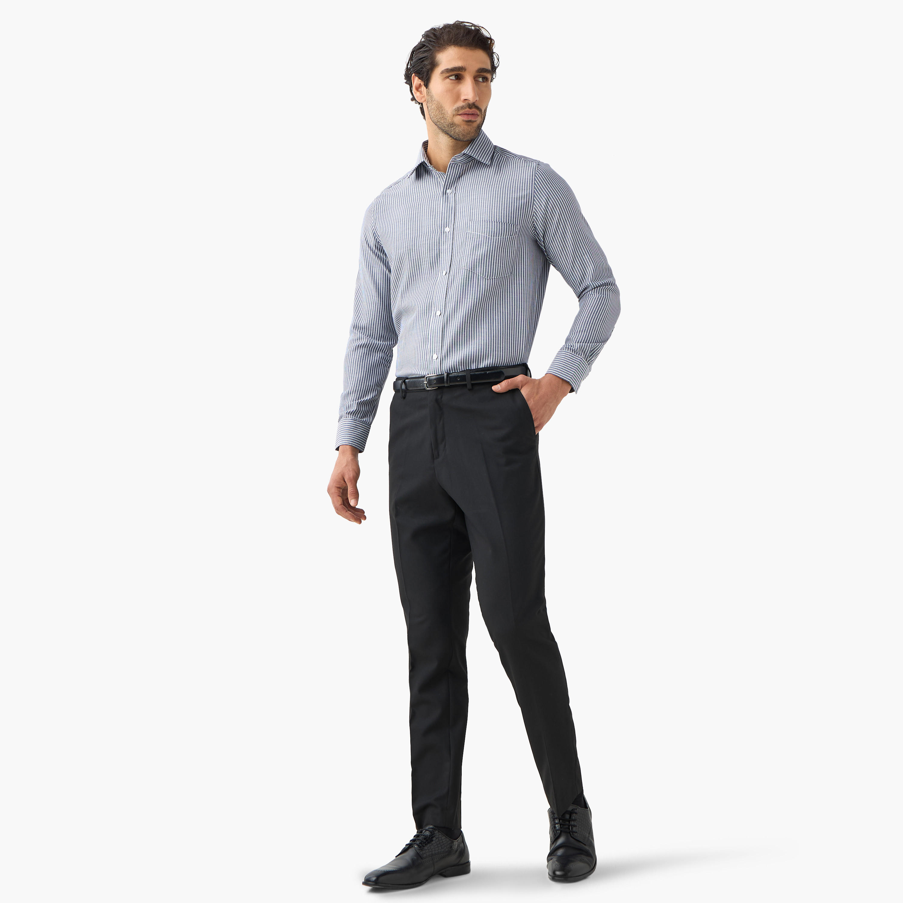 بنطلون بارز الملمس بقصة عادية وزر إغلاق وجيوب-men-clothing-bottoms-trousersandchinos-trousers-image-2