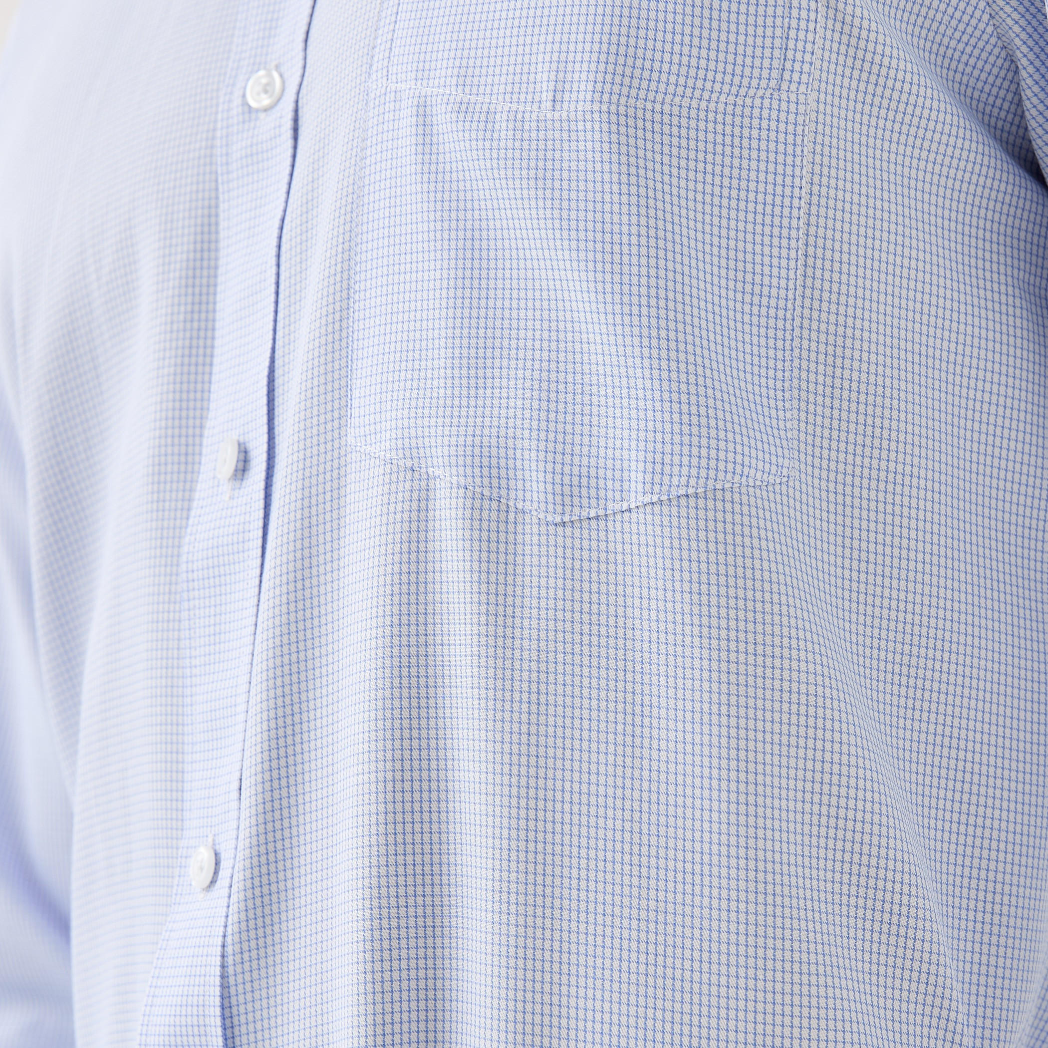 قميص كاروهات بقصة عادية وياقة وجيب على الصدر-men-clothing-shirts-image-1