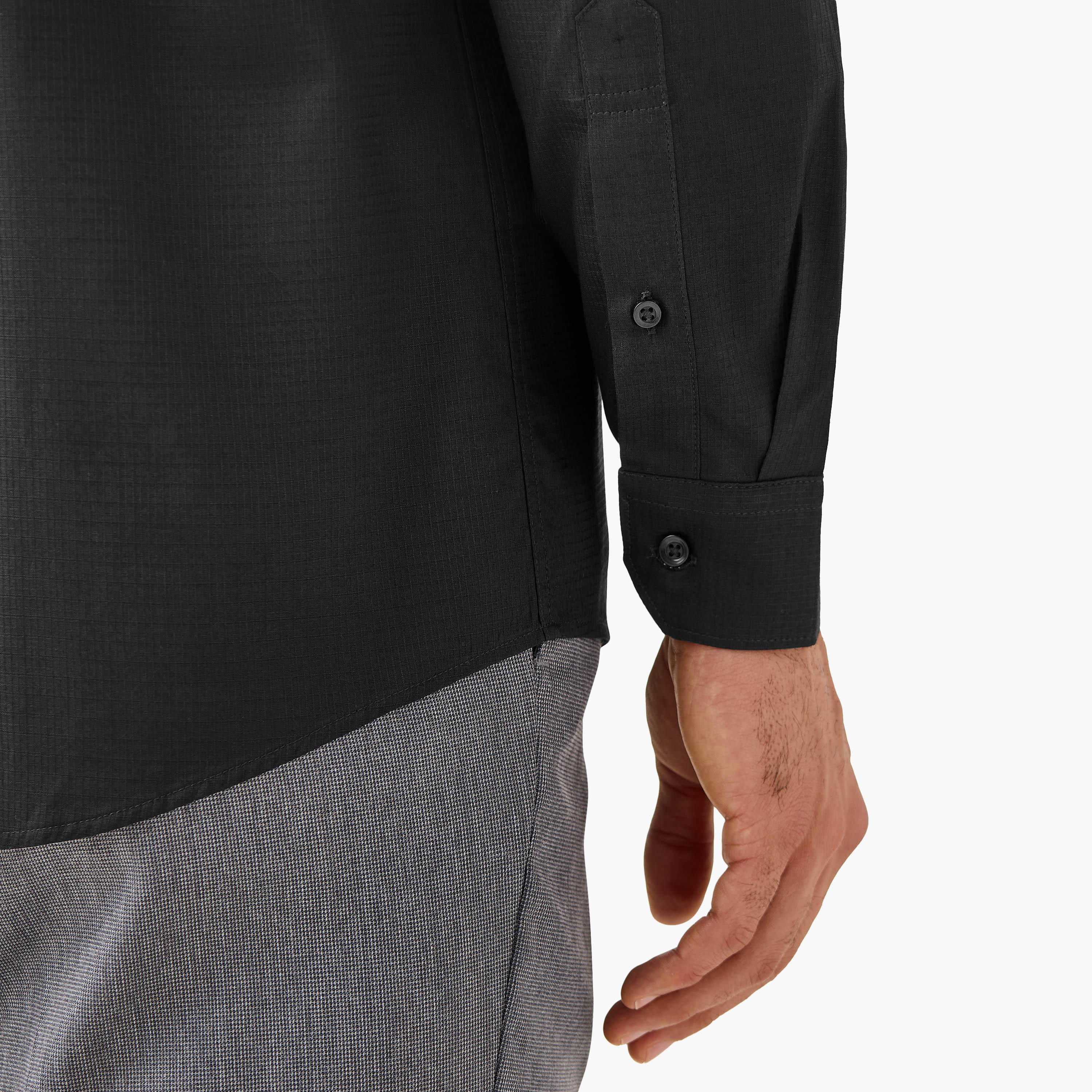 قميص بارز الملمس بقصة عادية وأكمام طويلة-men-clothing-shirts-image-2