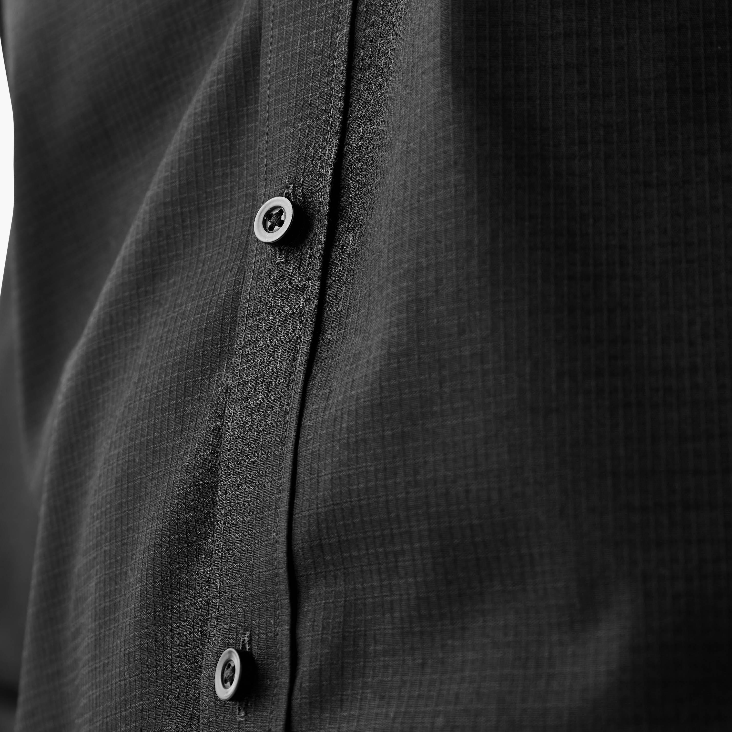 قميص بارز الملمس بقصة عادية وأكمام طويلة-men-clothing-shirts-image-1