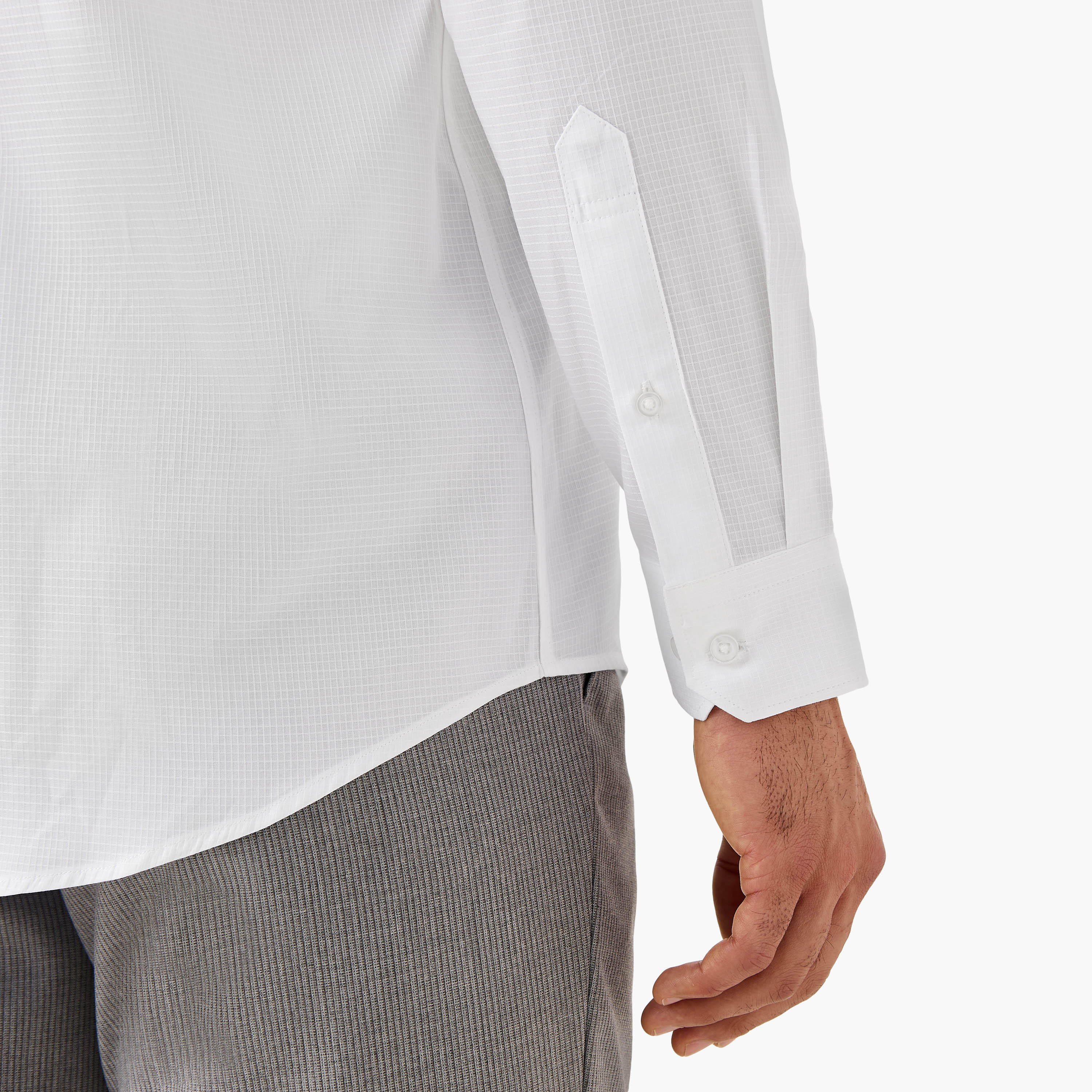 قميص بارز الملمس بقصة عادية وأكمام طويلة-men-clothing-shirts-image-5