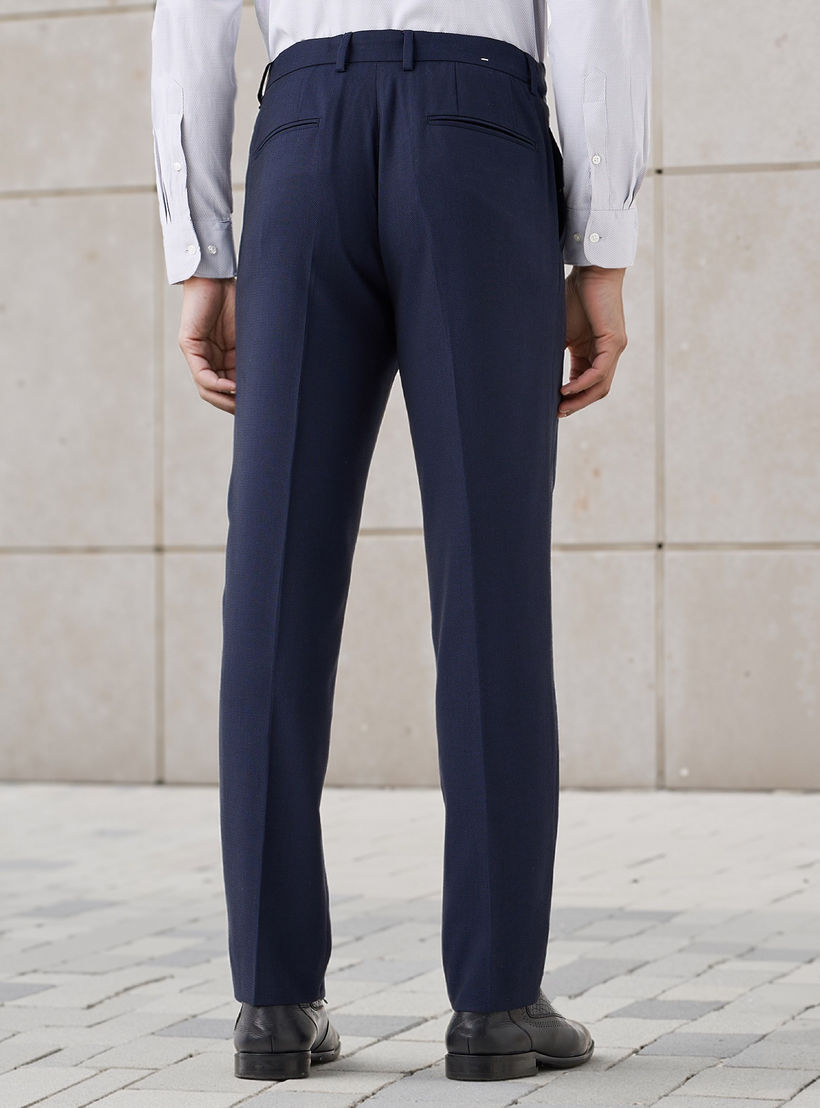 بنطلون رسمي بقصة ضيقة وخصر مرن وجيوب-men-clothing-bottoms-trousersandchinos-trousers-image-3