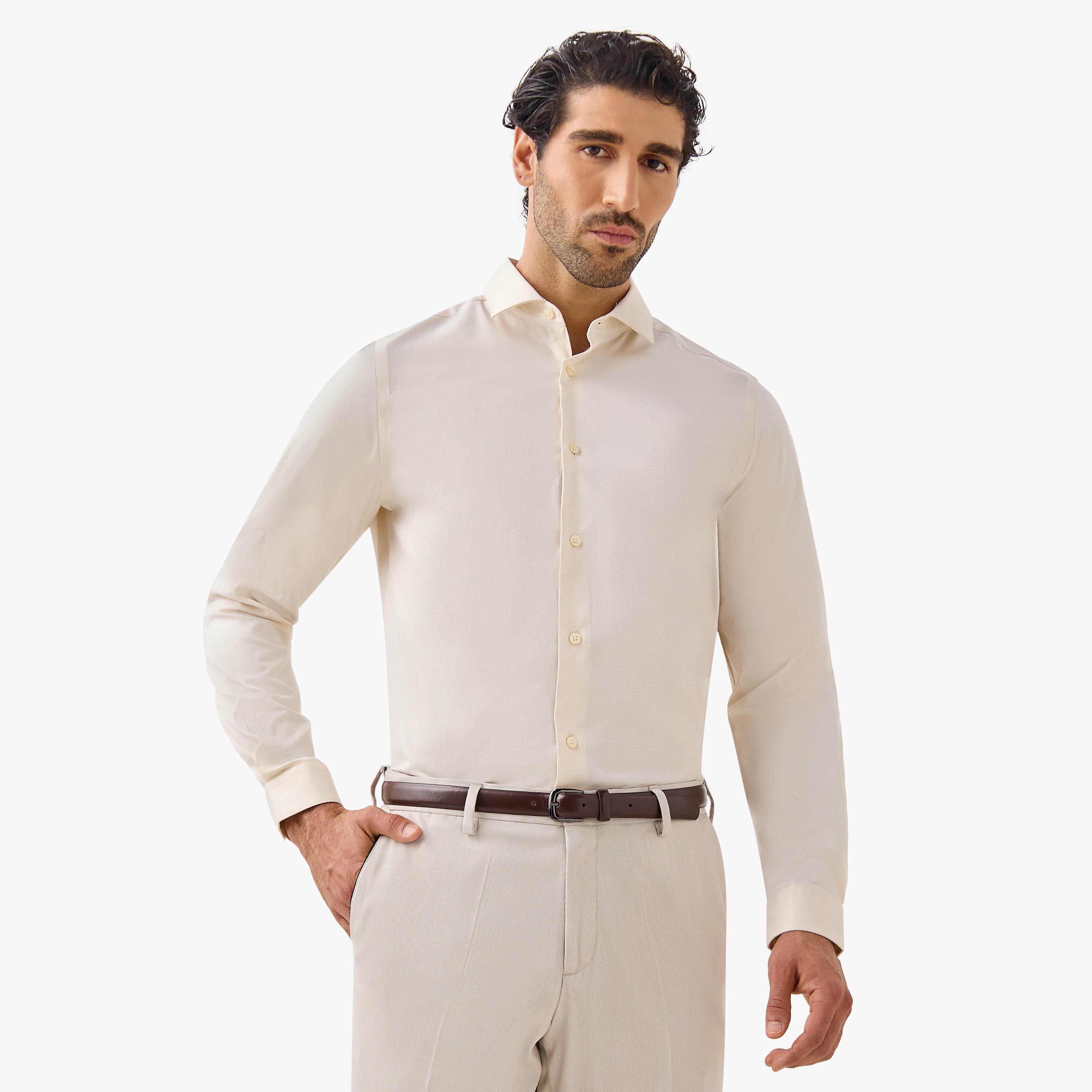 قميص بارز الملمس بقصّة عادية وأكمام طويلة-men-clothing-shirts-image-6
