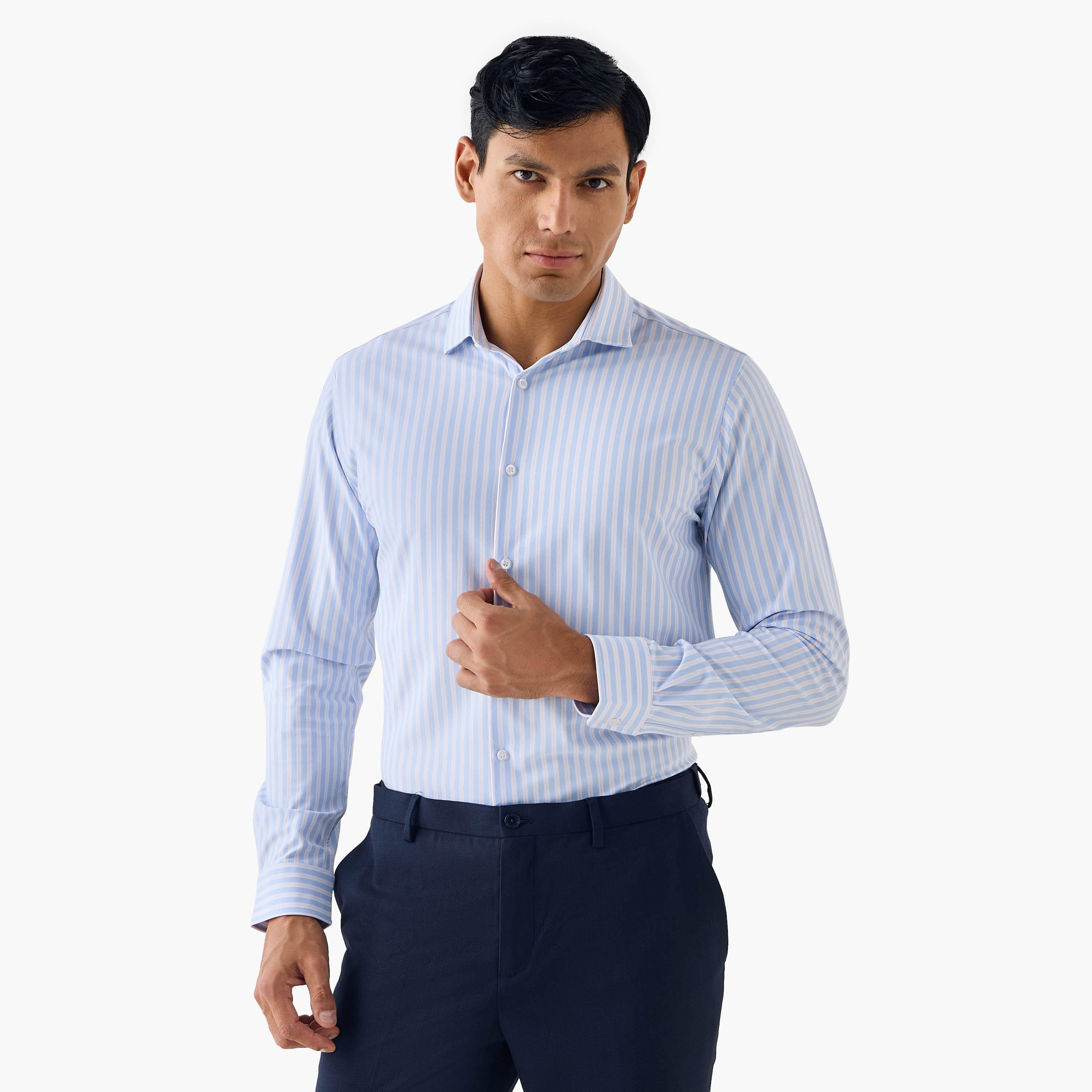 قميص مخطط بقصة ضيقة وياقة عادية-men-clothing-shirts-image-5