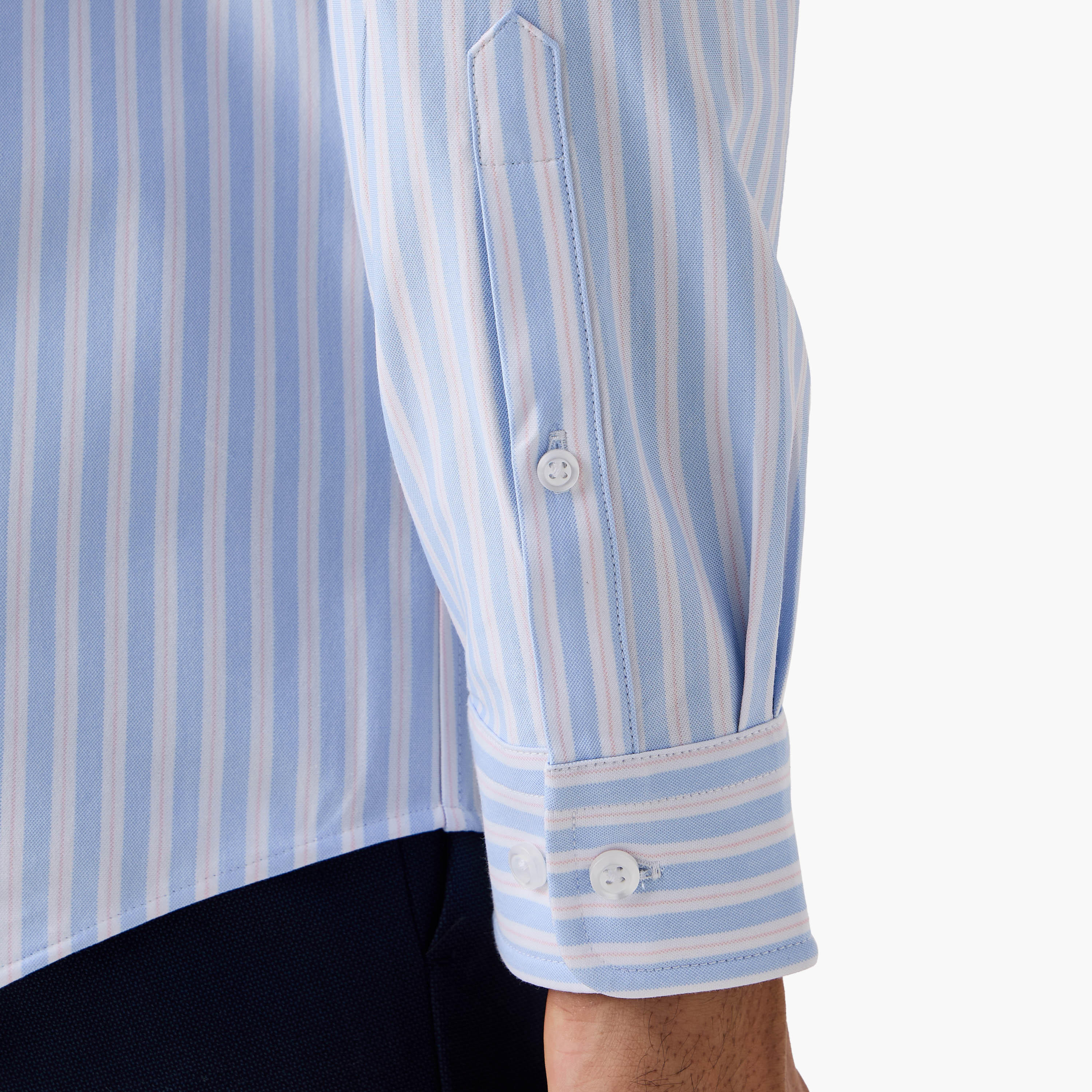 قميص مخطط بقصة ضيقة وياقة عادية-men-clothing-shirts-image-1