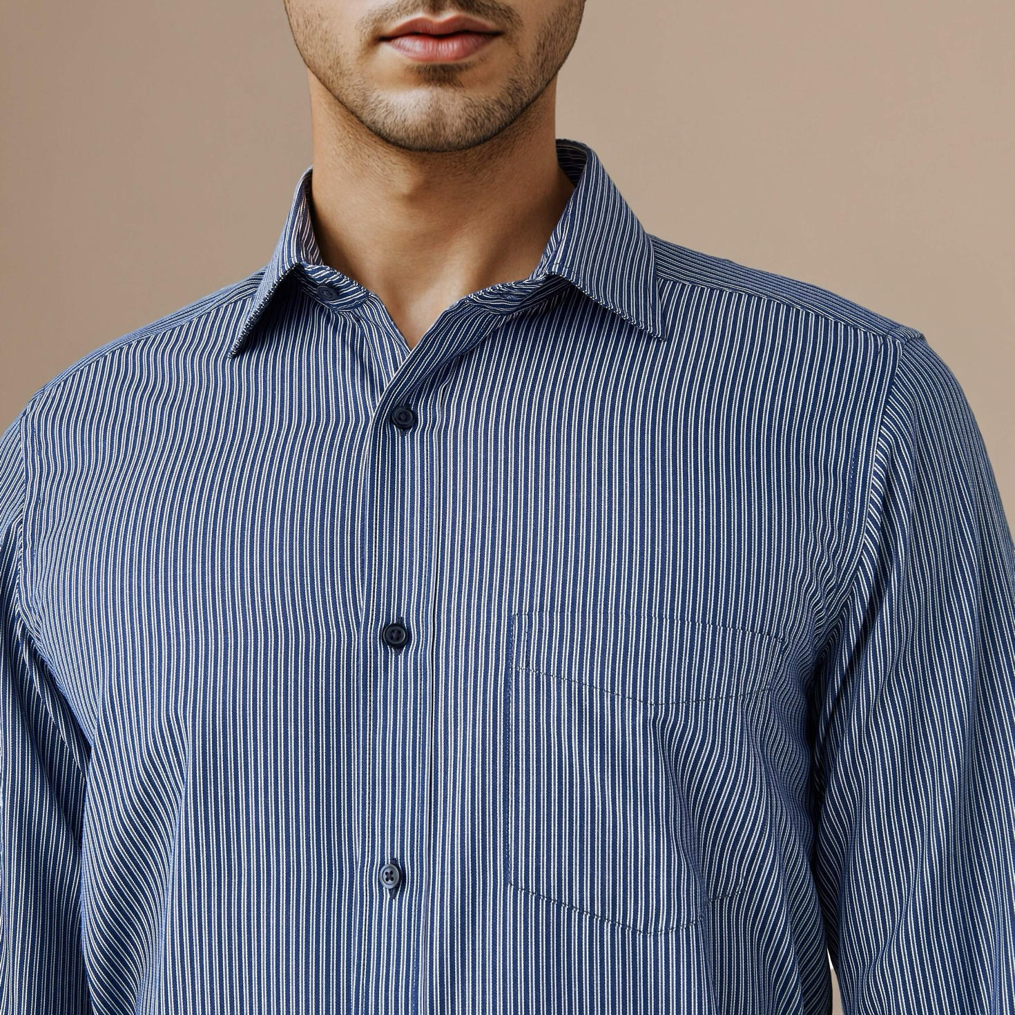 قميص مخطط بقصّة عادية-men-clothing-shirts-image-2