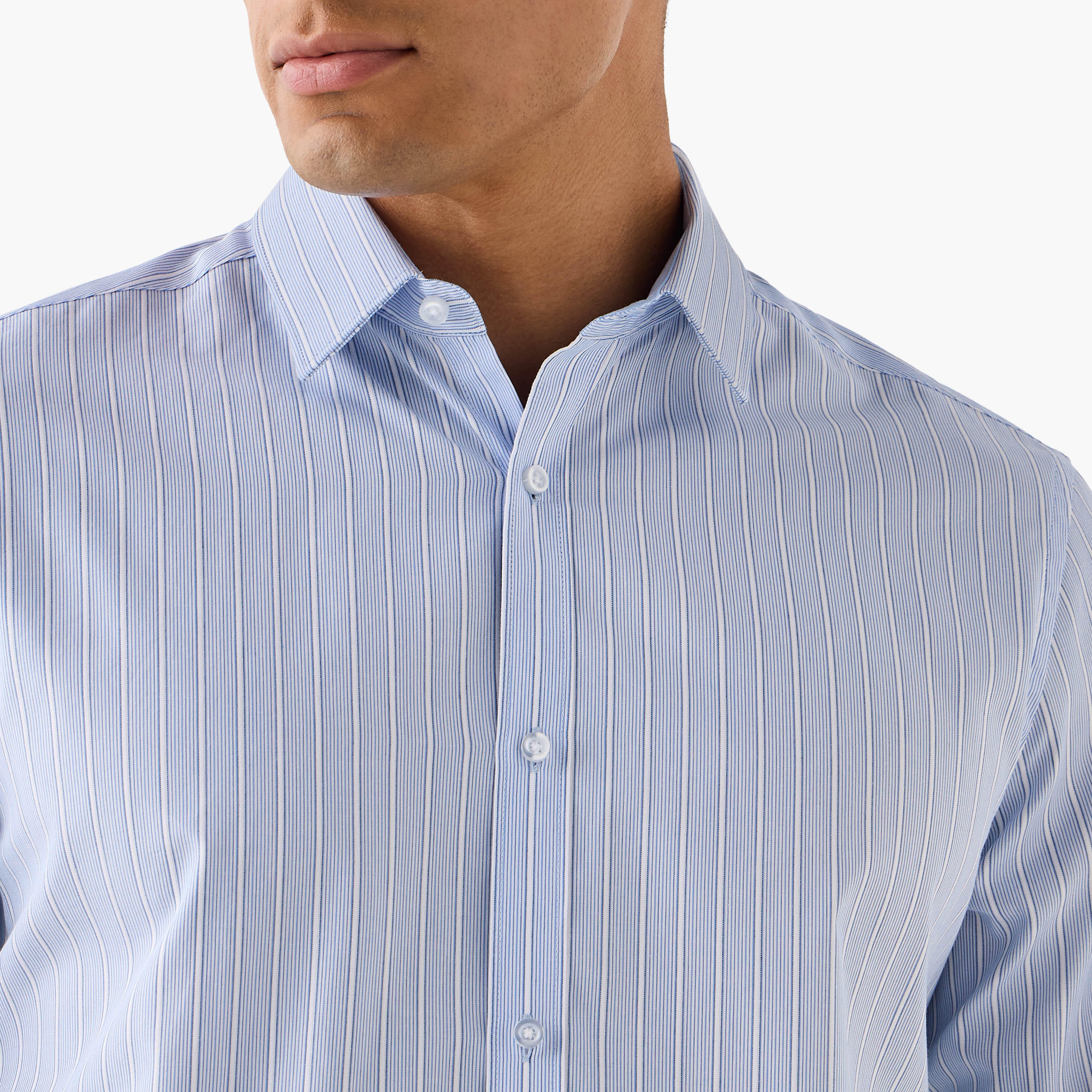 قميص مخطط بياقة وقصة عادية وأكمام طويلة-men-clothing-shirts-image-4