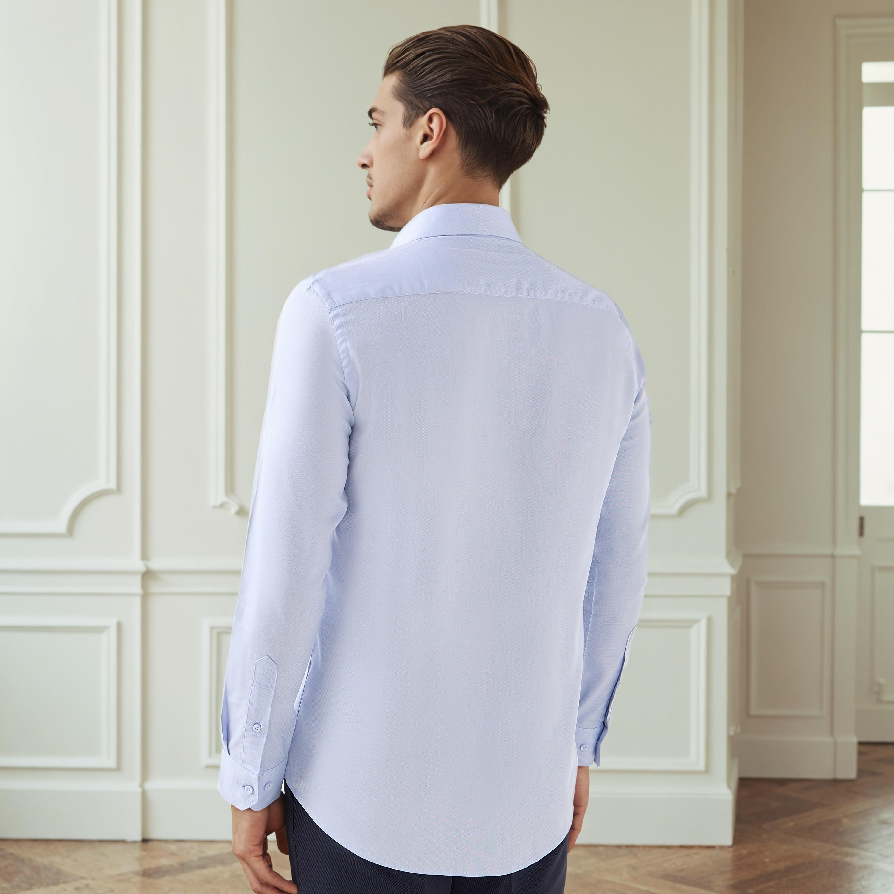 قميص بارز الملمس بياقة وقصة عادية وأكمام طويلة للرجال-men-clothing-shirts-image-2