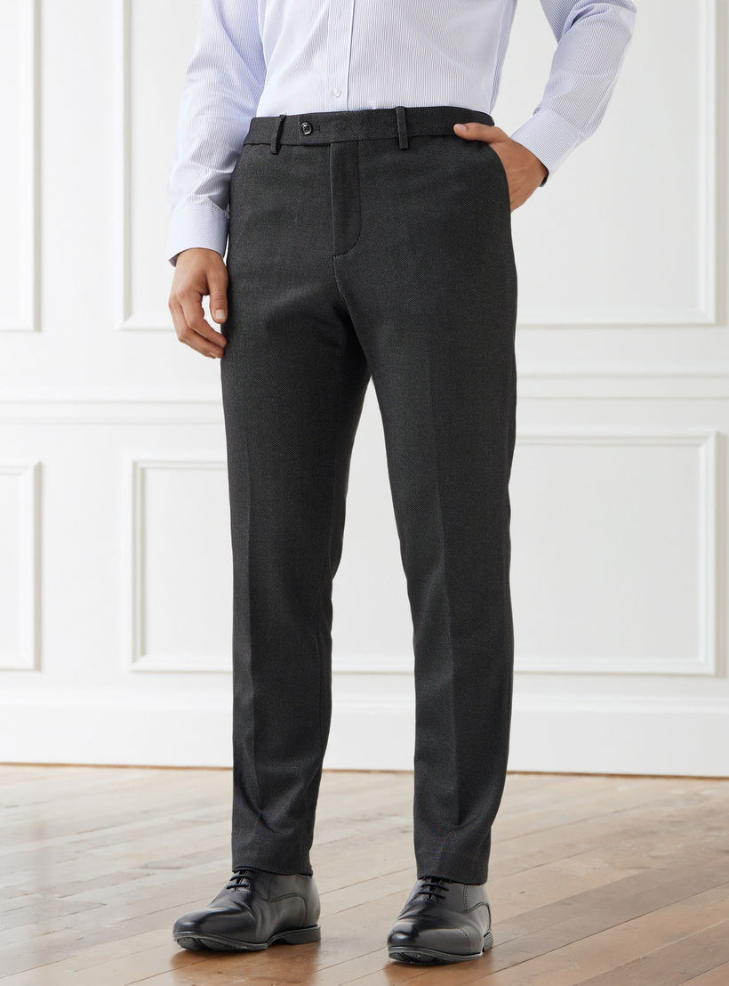بنطلون رسمي تويل بقصة ضيقة وخصر مرن وملمس بارز-men-clothing-bottoms-trousersandchinos-trousers-image-1