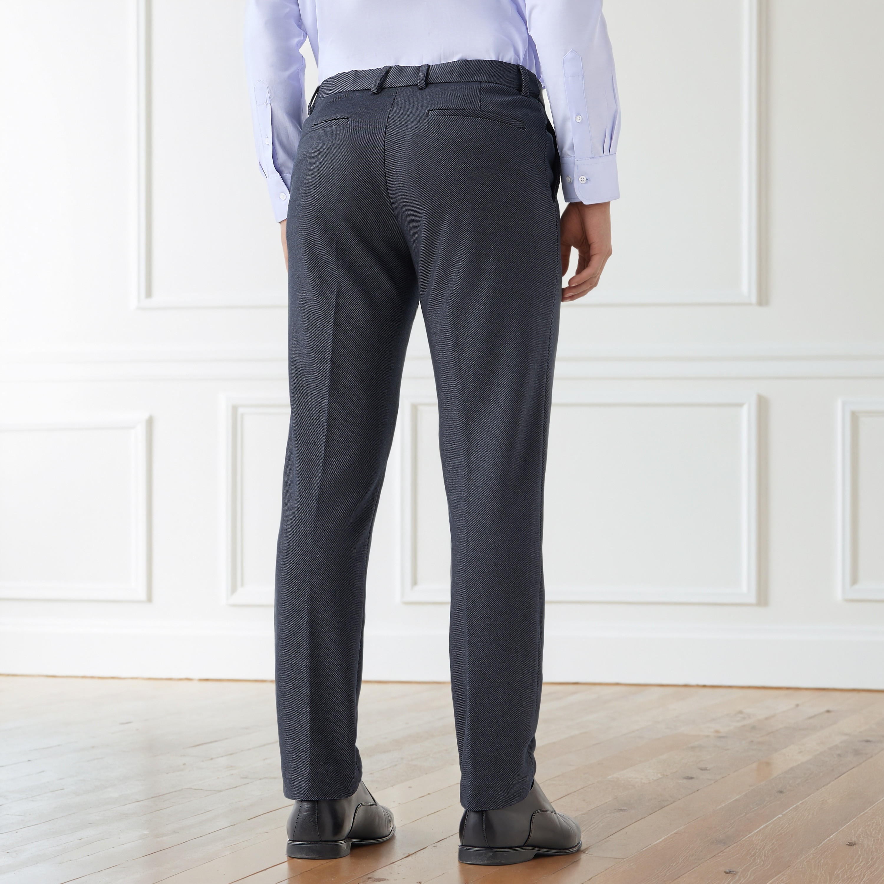 بنطلون رسمي تويل بقصة ضيقة وخصر مرن وملمس بارز-men-clothing-bottoms-trousersandchinos-trousers-image-3