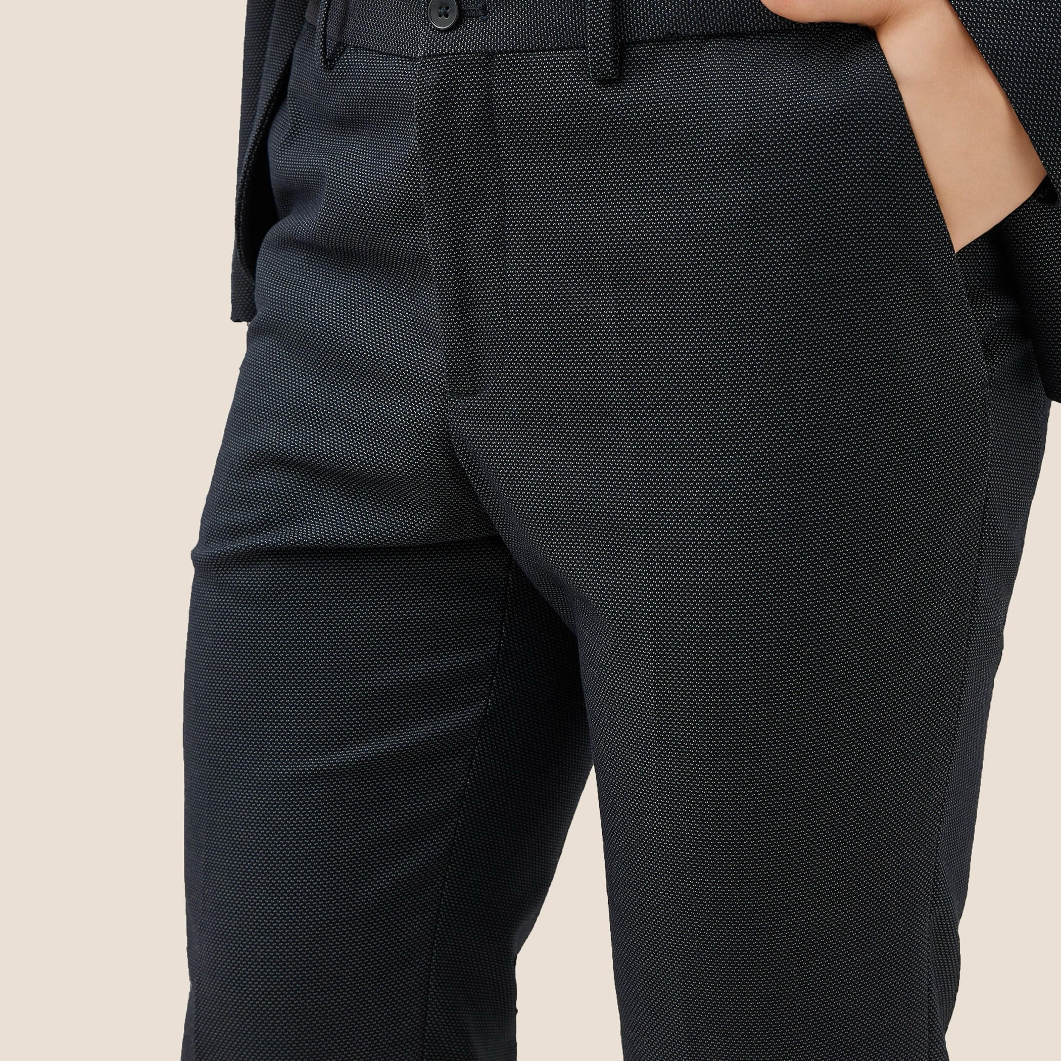 بنطلون دوبي رسمي بقصّة سليم وخصر مطاطي-men-clothing-bottoms-trousersandchinos-trousers-image-4