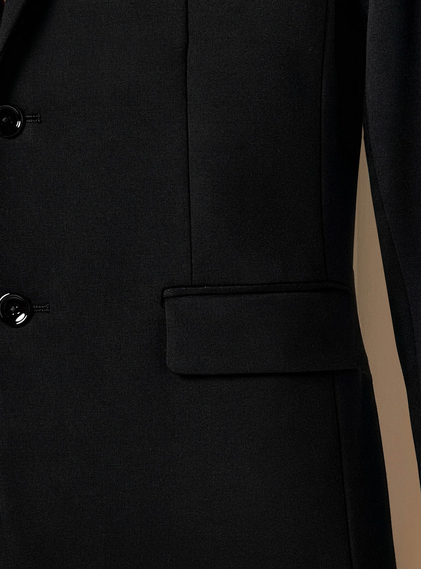 بليزر بقصّة ضيقة وياقة مطوية للرجال-men-winterwear-jacketsandblazers-image-1