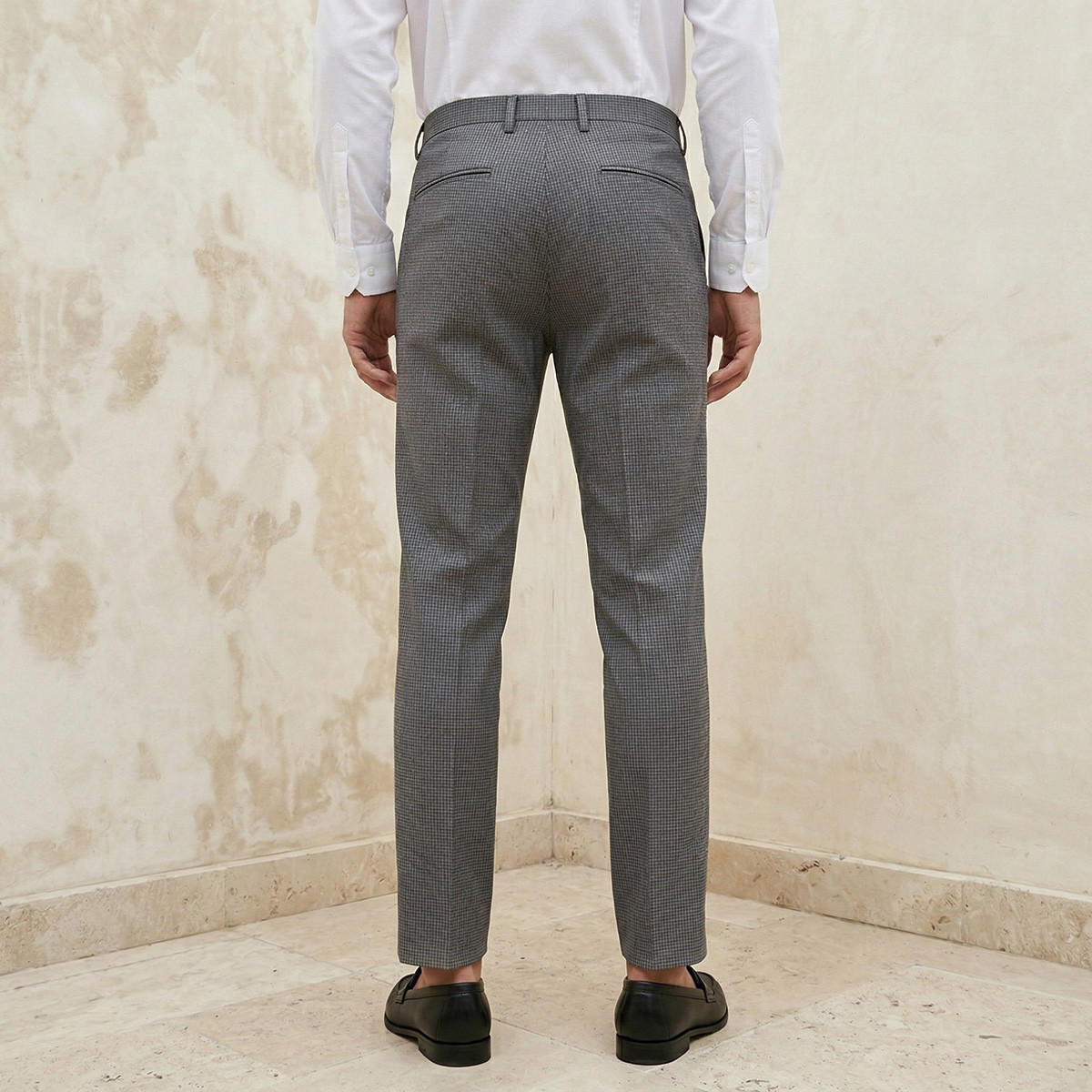 بنطلون بقصة سليم وخصر مرن -men-clothing-bottoms-trousersandchinos-trousers-image-4