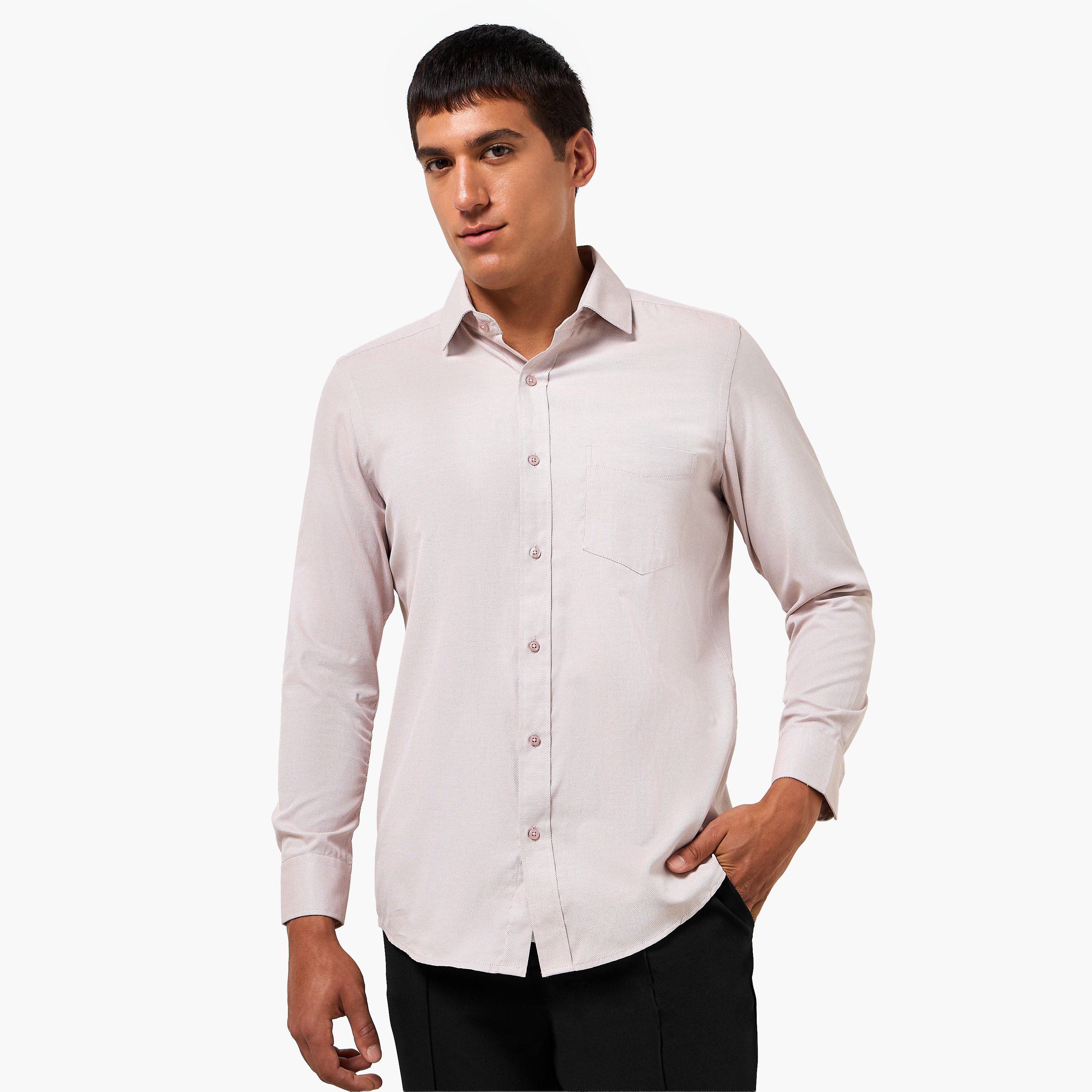 قميص بارز الملمس بأكمام طويلة وياقة وقصة عادية للرجال-men-clothing-shirts-image-1