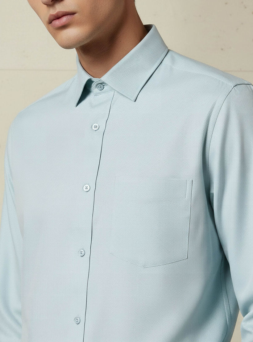 قميص بارز الملمس بأكمام طويلة وياقة وقصة عادية للرجال-men-clothing-shirts-image-6