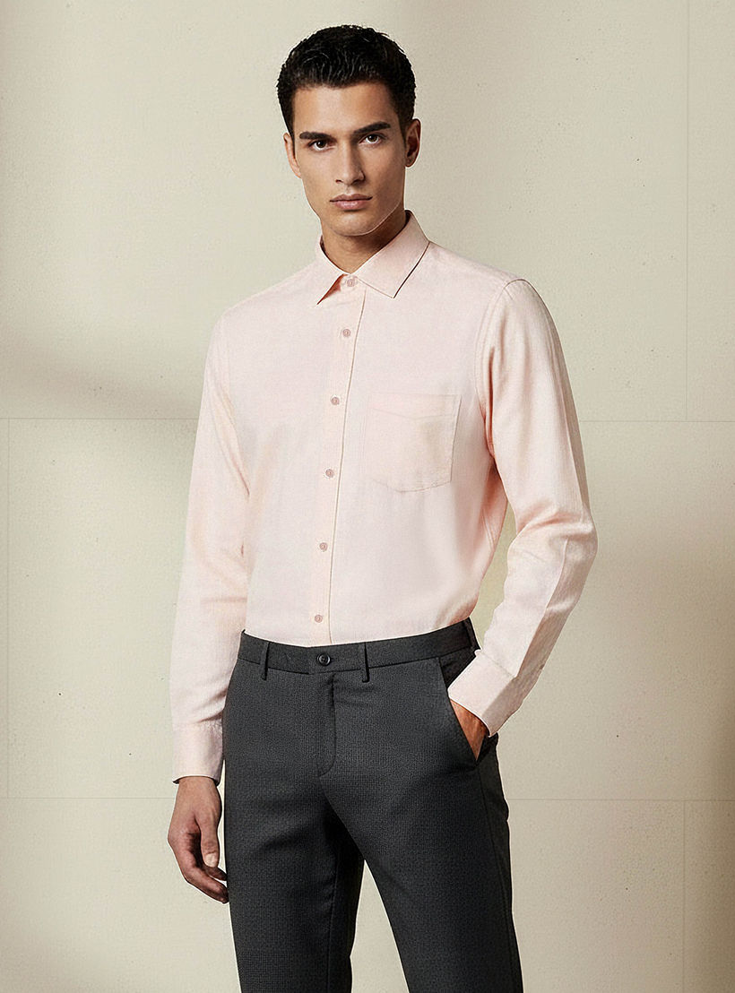 قميص بارز الملمس بأكمام طويلة وياقة وقصة عادية للرجال-men-clothing-shirts-image-1