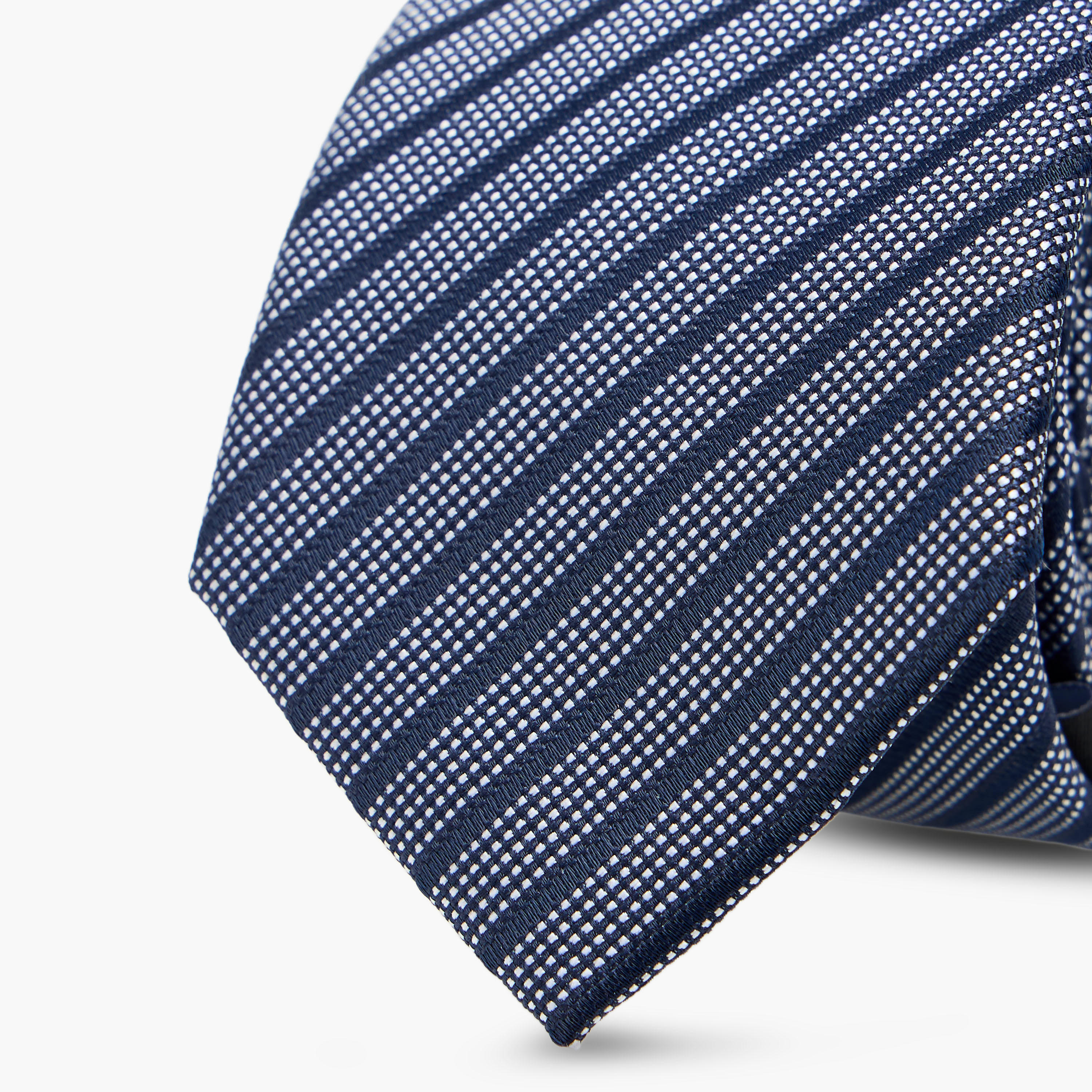 ربطة عنق رجالية مخططة-men-tiesandcufflinks-pocketsquares-image-1